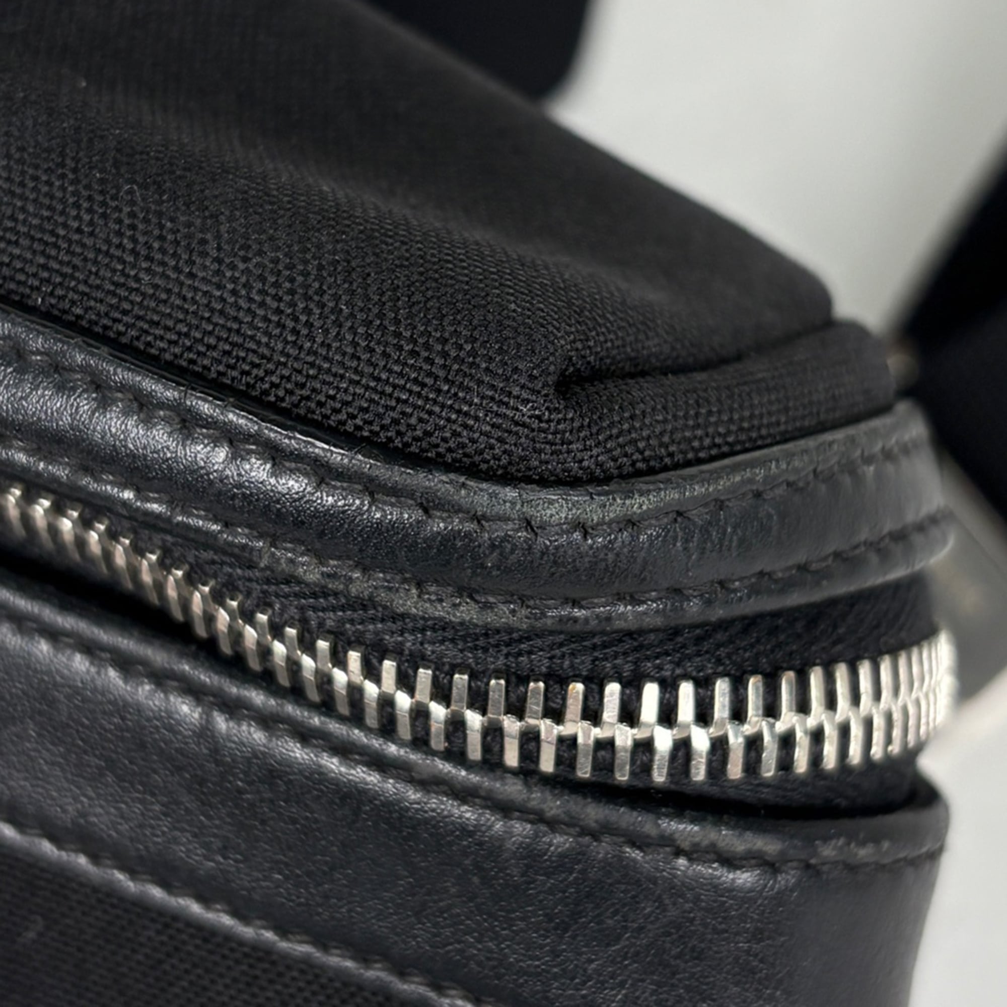 Yves Saint Laurent Black Canvas Leather Sling Bag (Pre-Owned)