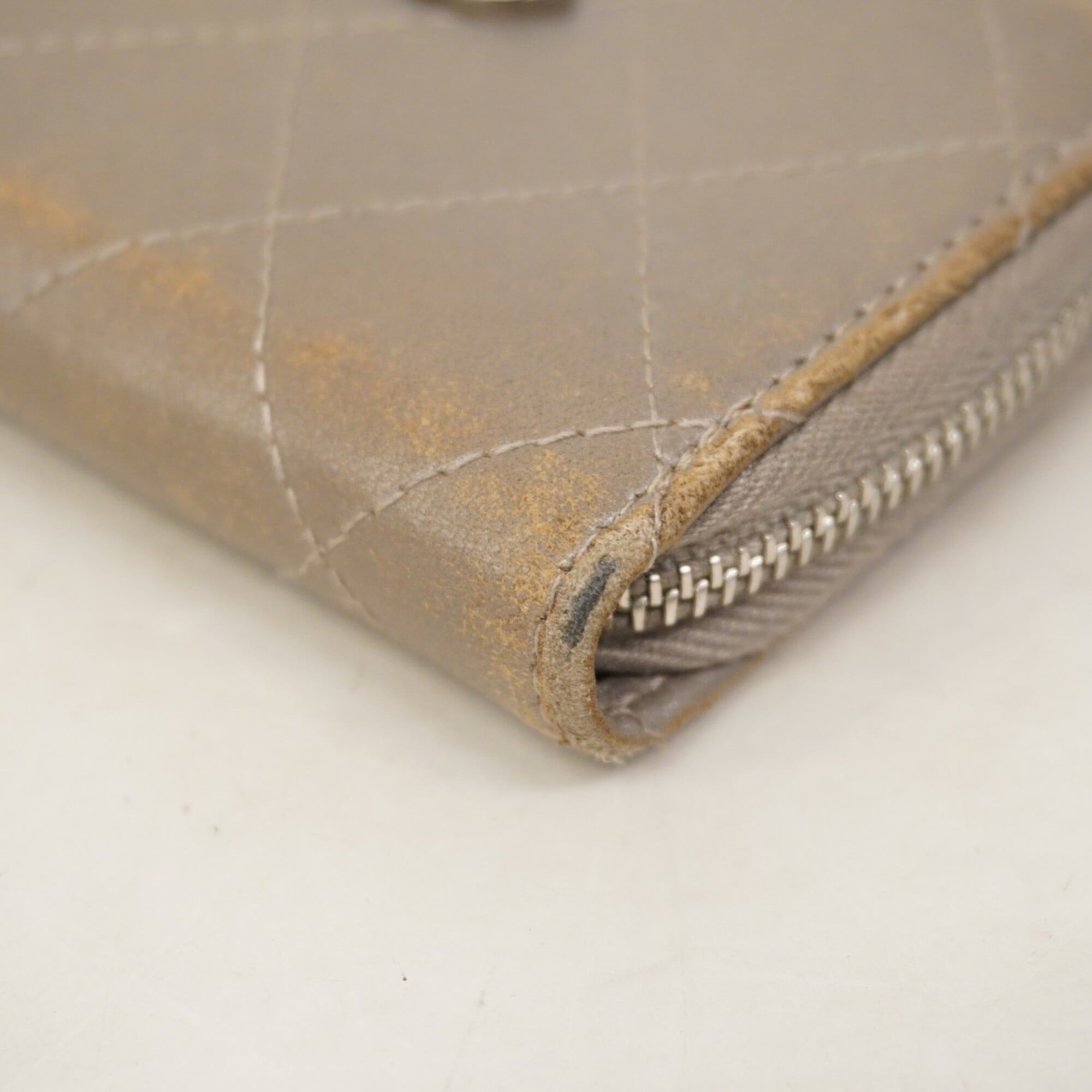 Chanel Gray Leather Coin Purse/Coin Case (Pre-Owned)