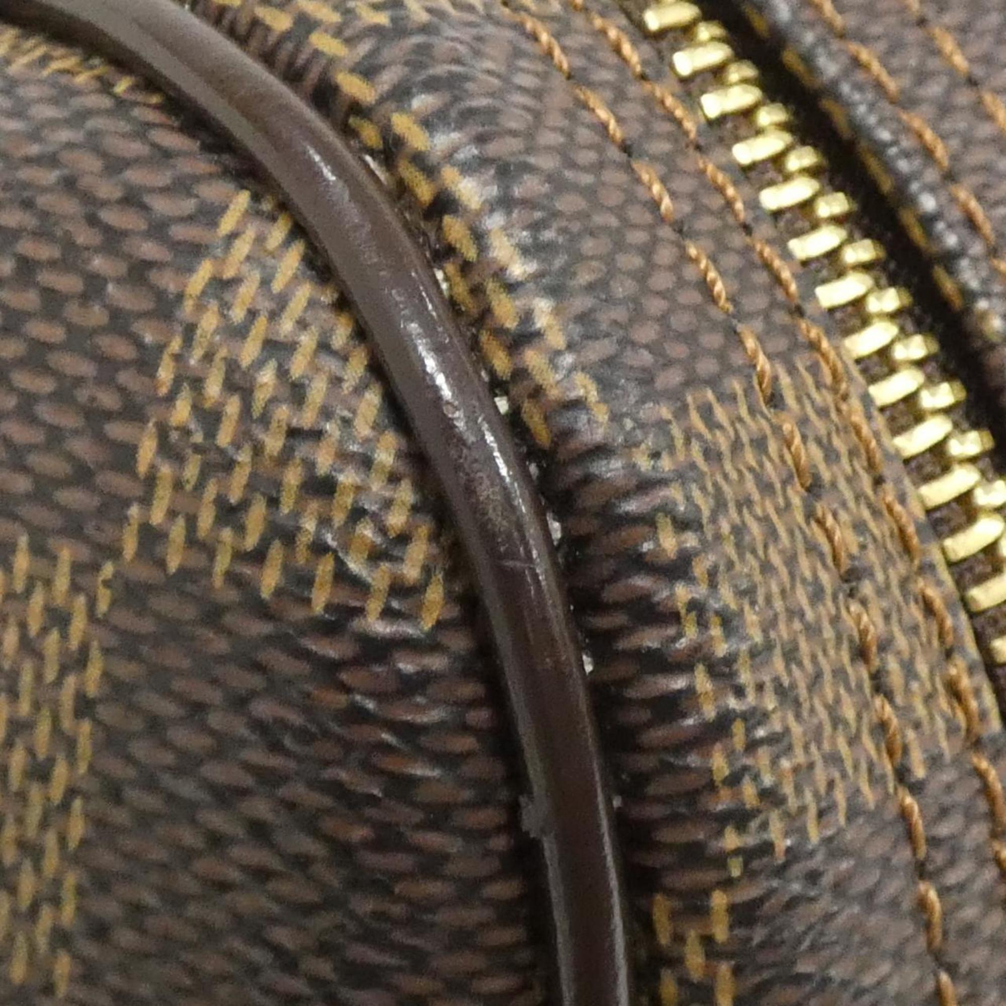 Louis Vuitton Brown Coated Canvas Shoulder Bag (Pre-Owned)