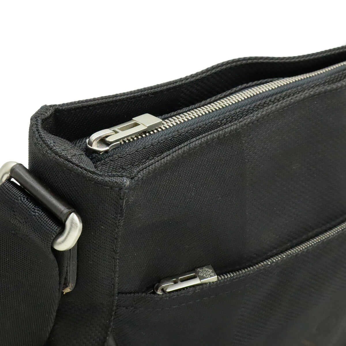 Louis Vuitton Black Noir Damier Geant Canvas Shoulder Bag (Pre-Owned)