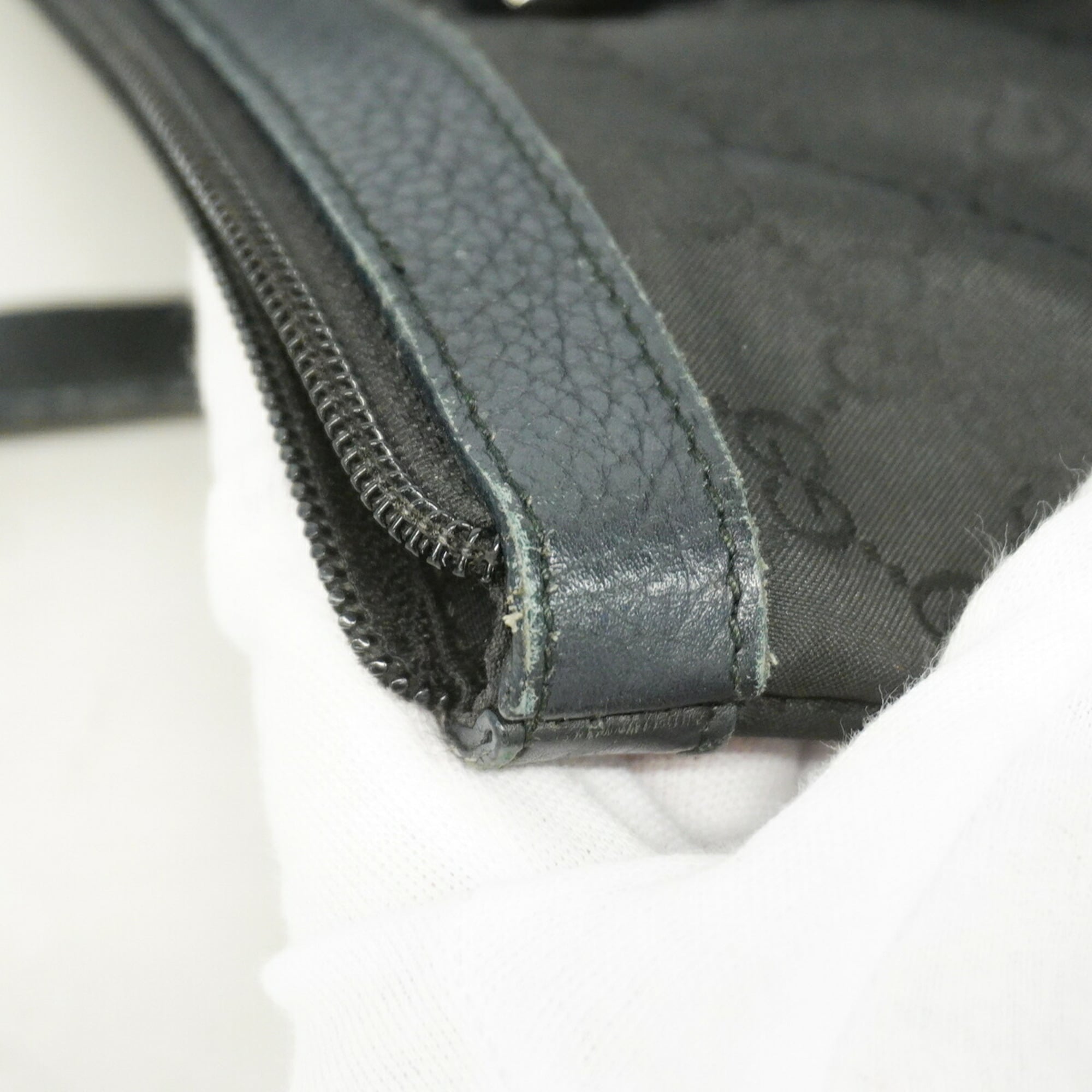Gucci Black Nylon Tote Bag (Pre-Owned)