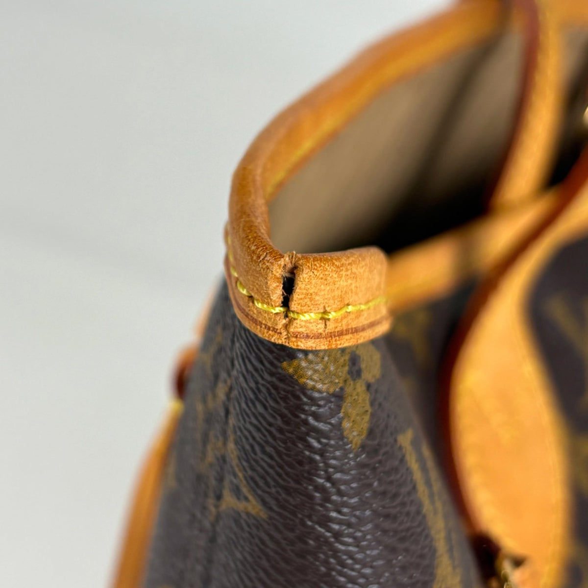Louis Vuitton Brown Monogram Shoulder Bag Tote Bag (Pre-Owned)