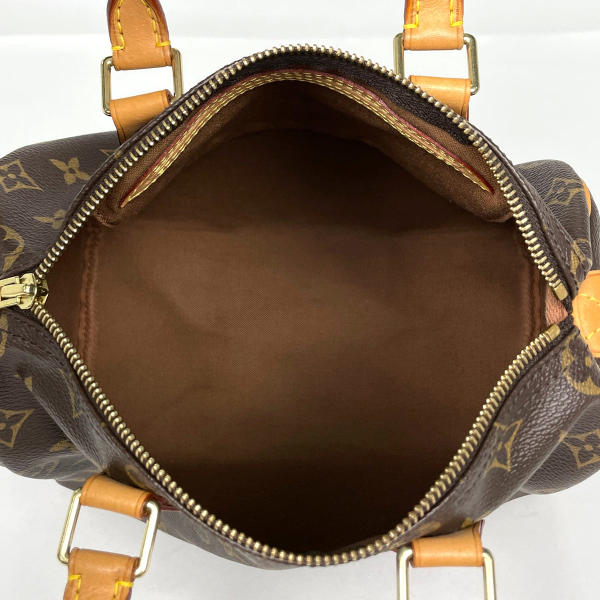 Louis Vuitton Brown Monogram Handbag (Pre-Owned)