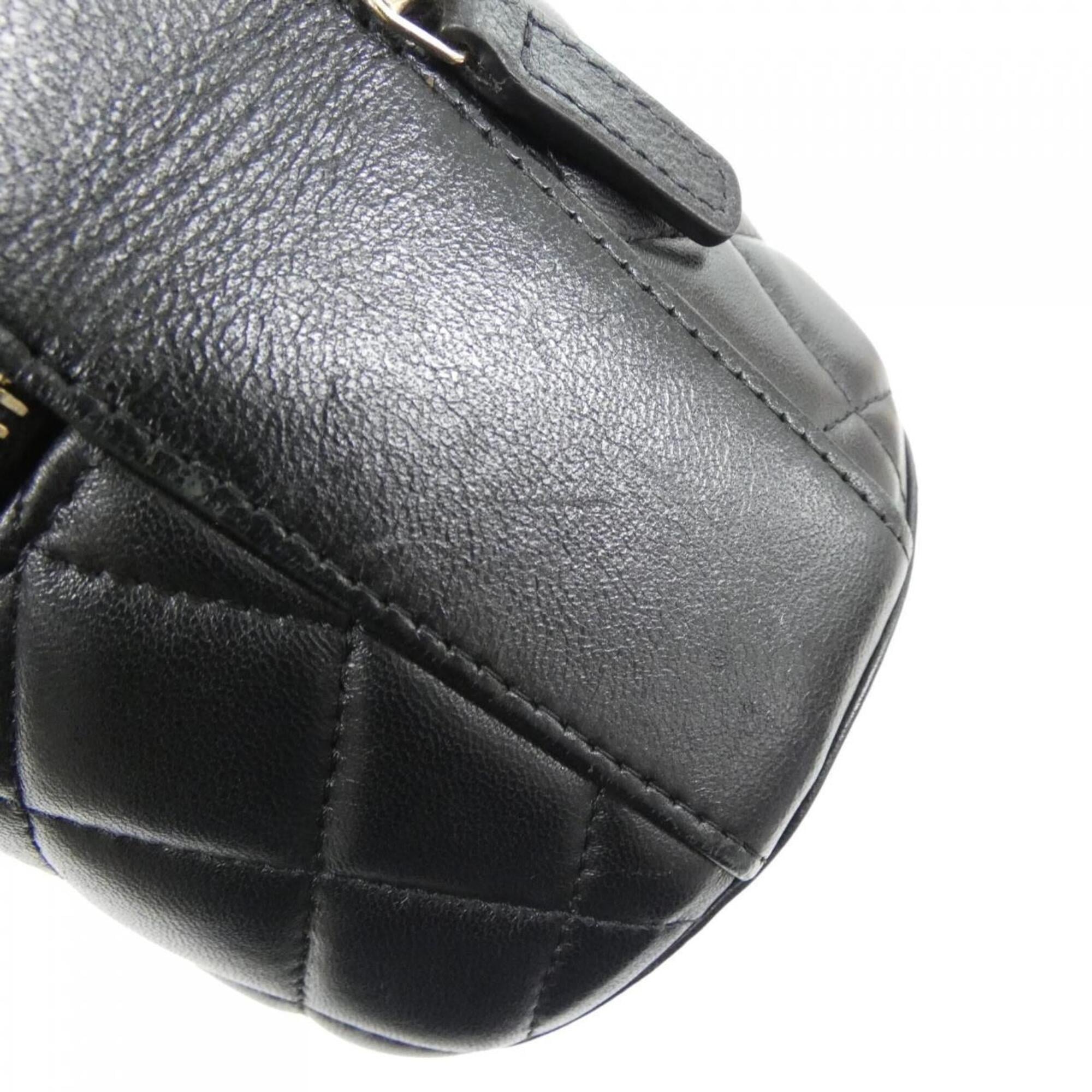 Chanel Black Leather Handbag (Pre-Owned)