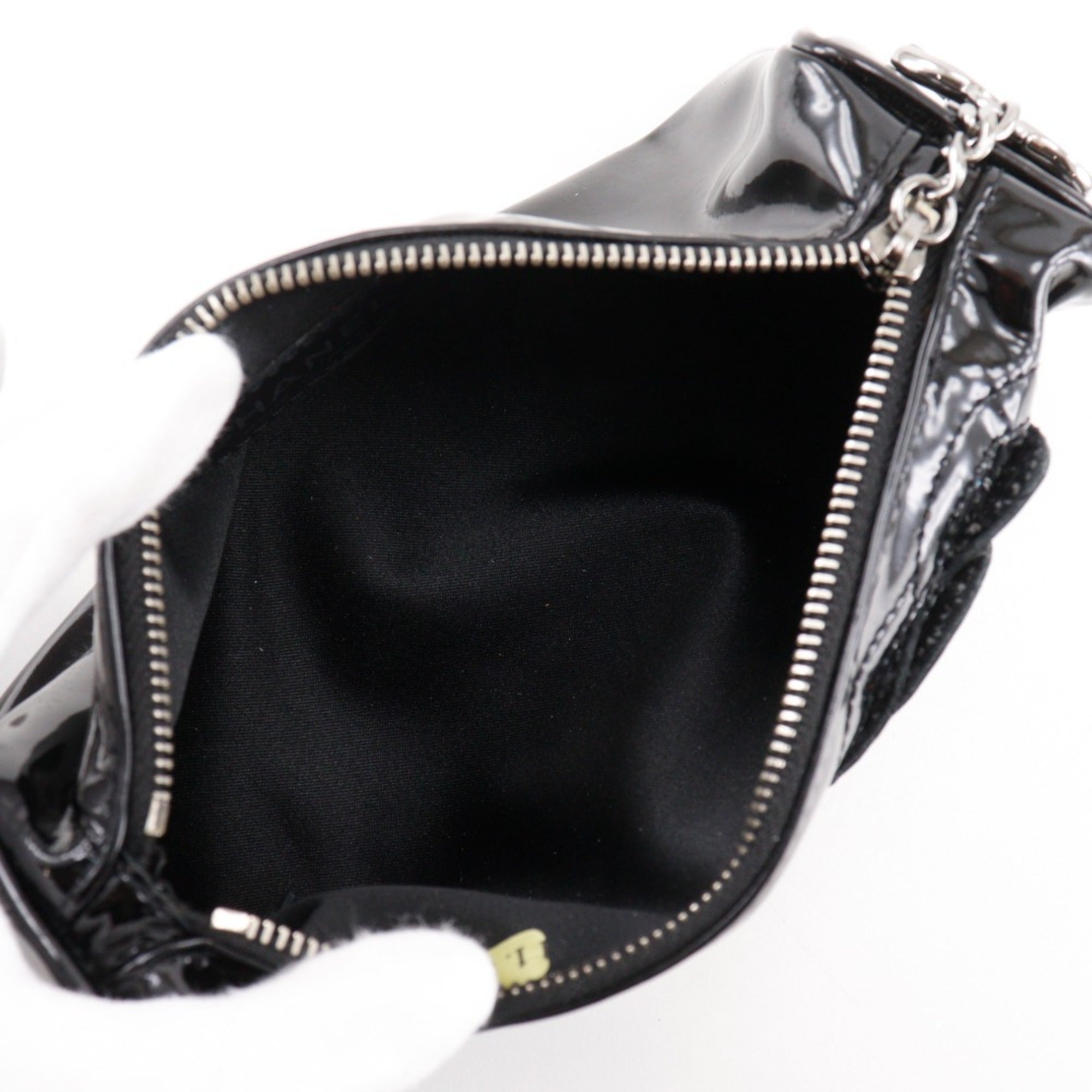 Chanel Black Leather Pouch (Pre-Owned)