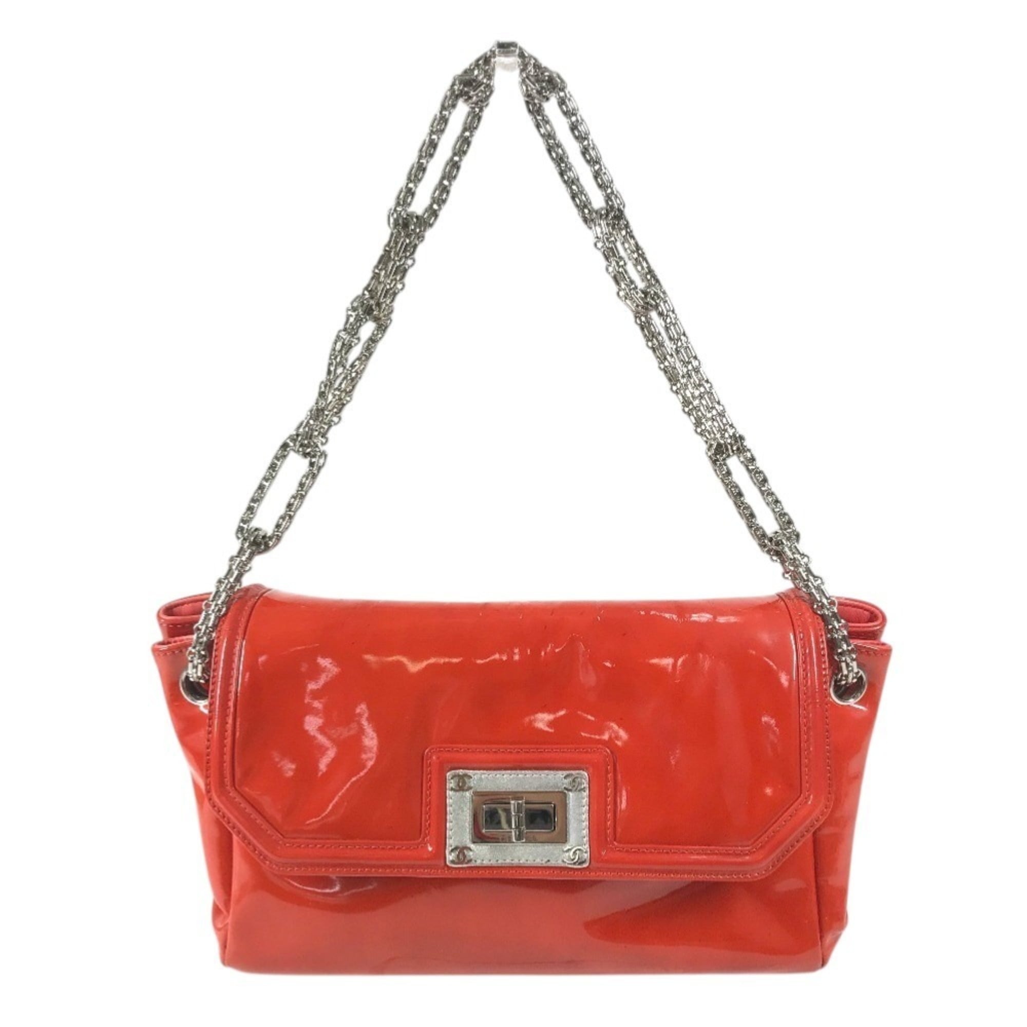 Chanel Orange Red Color Patent Leather Shoulder Bag (Pre-Owned)