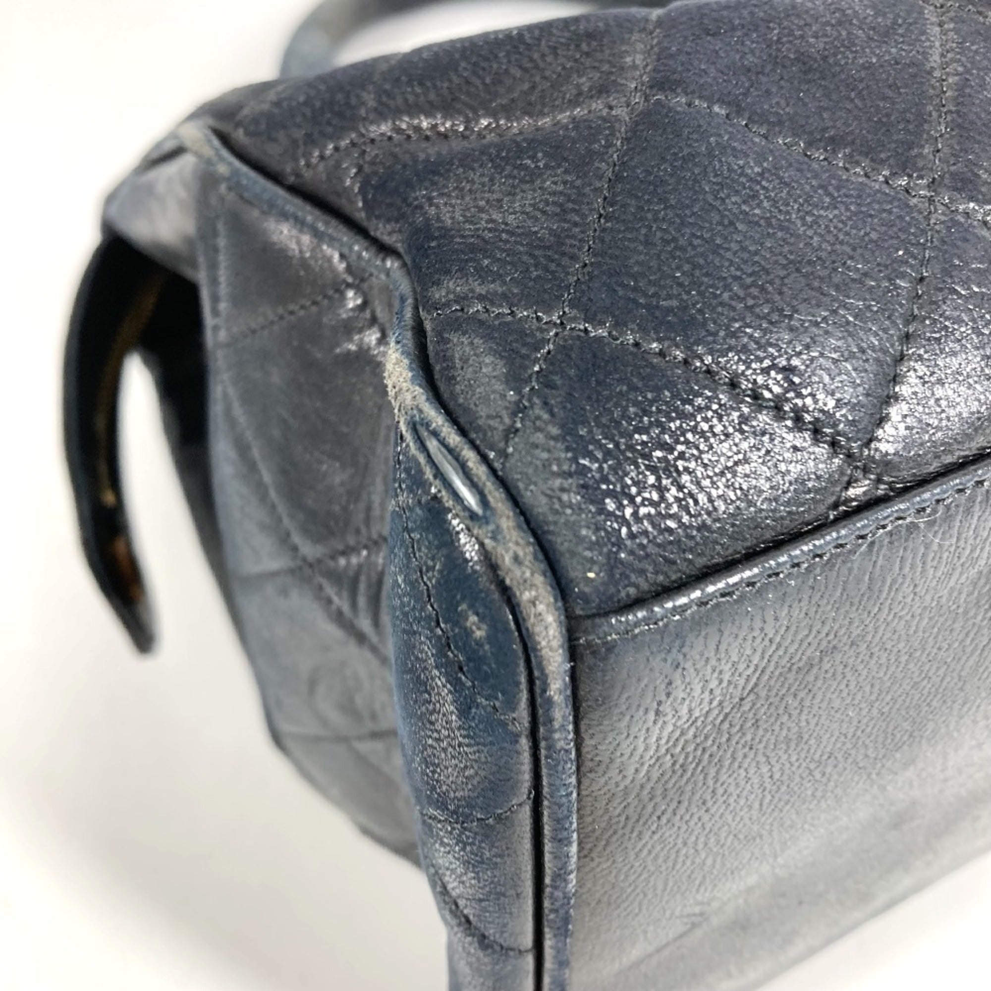 Chanel Black Leather Handbag Tote Bag (Pre-Owned)