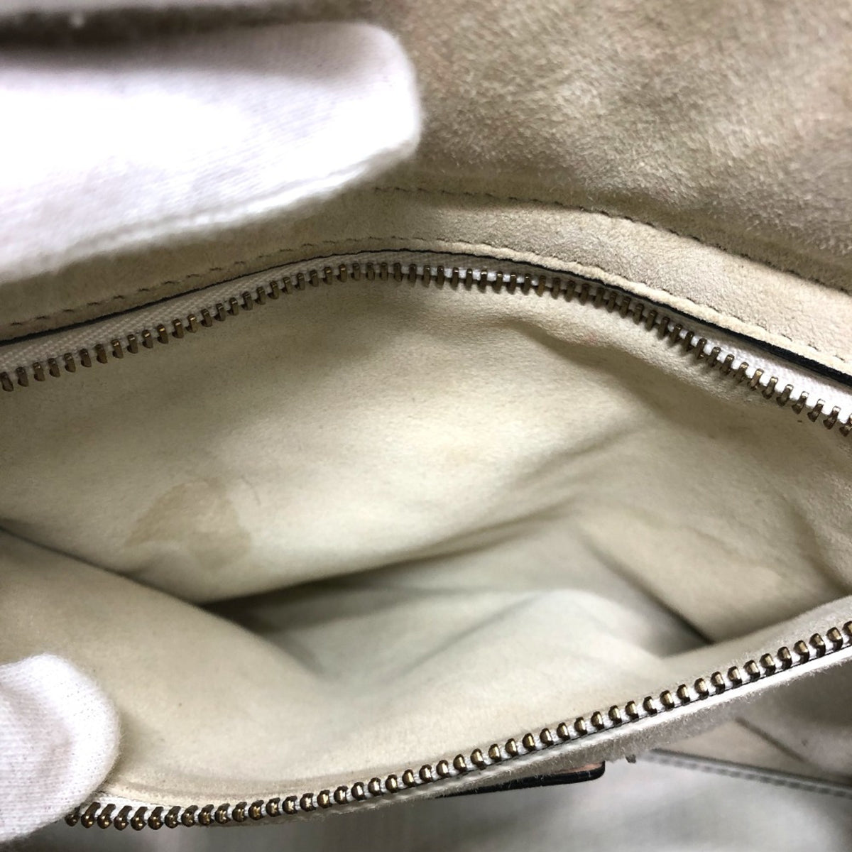 Christian Dior White Leather Handbag (Pre-Owned)