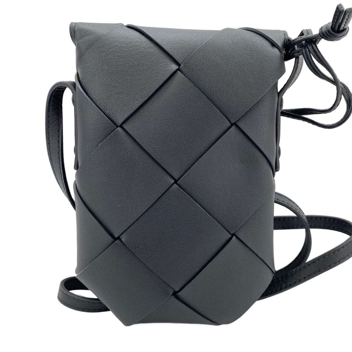Bottega Veneta Black Pouch Shoulder Bag (Pre-Owned)