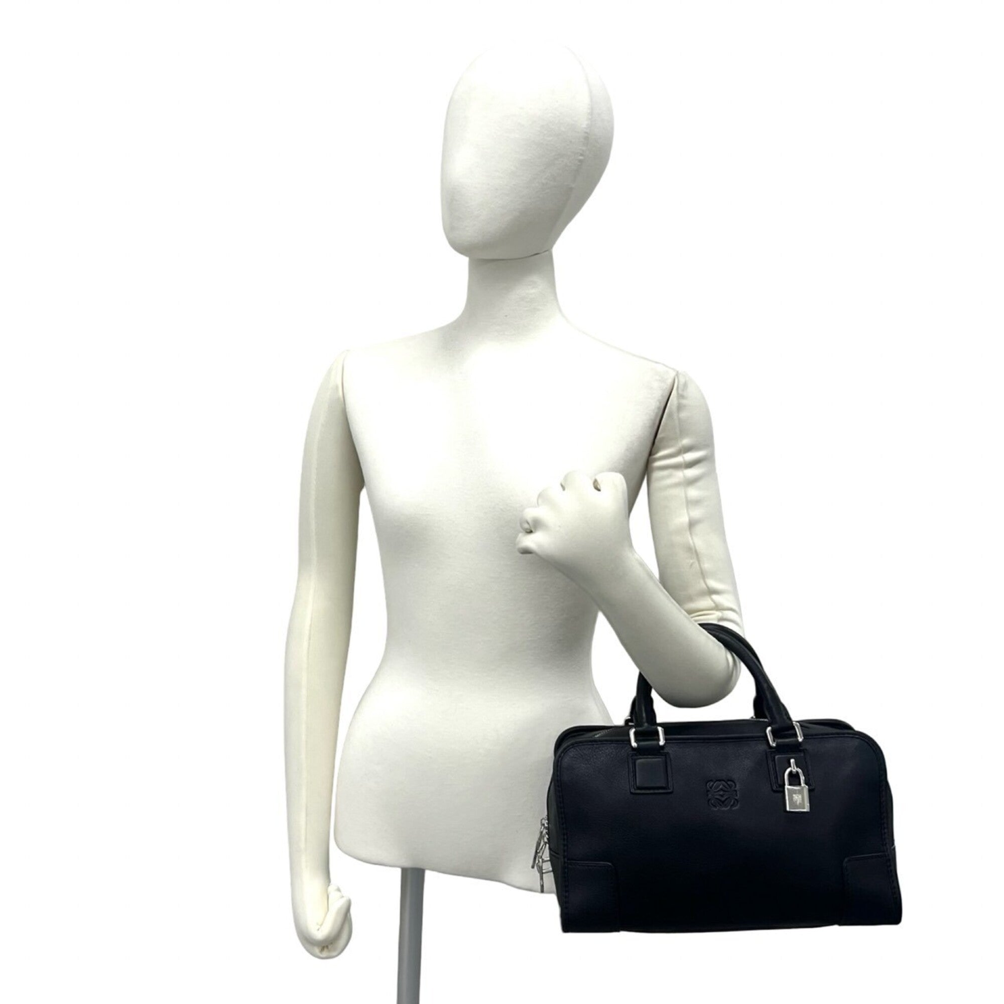 Loewe Black Leather Boston Bag Handbag (Pre-Owned)