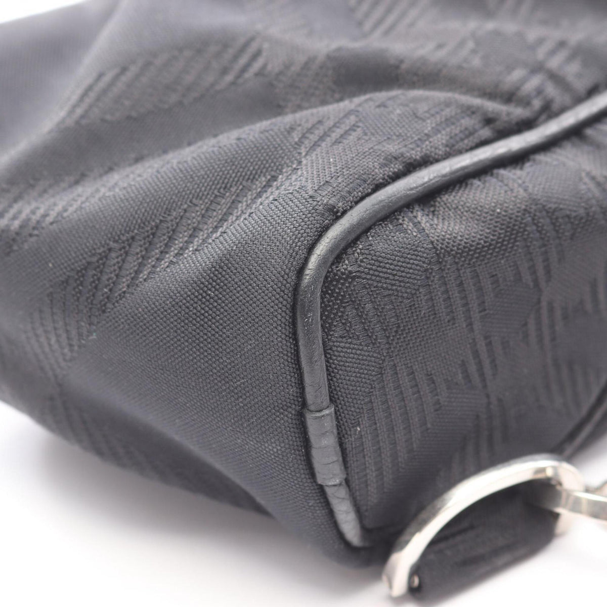 Burberry Black Nylon Fanny Pack Handbag (Pre-Owned)