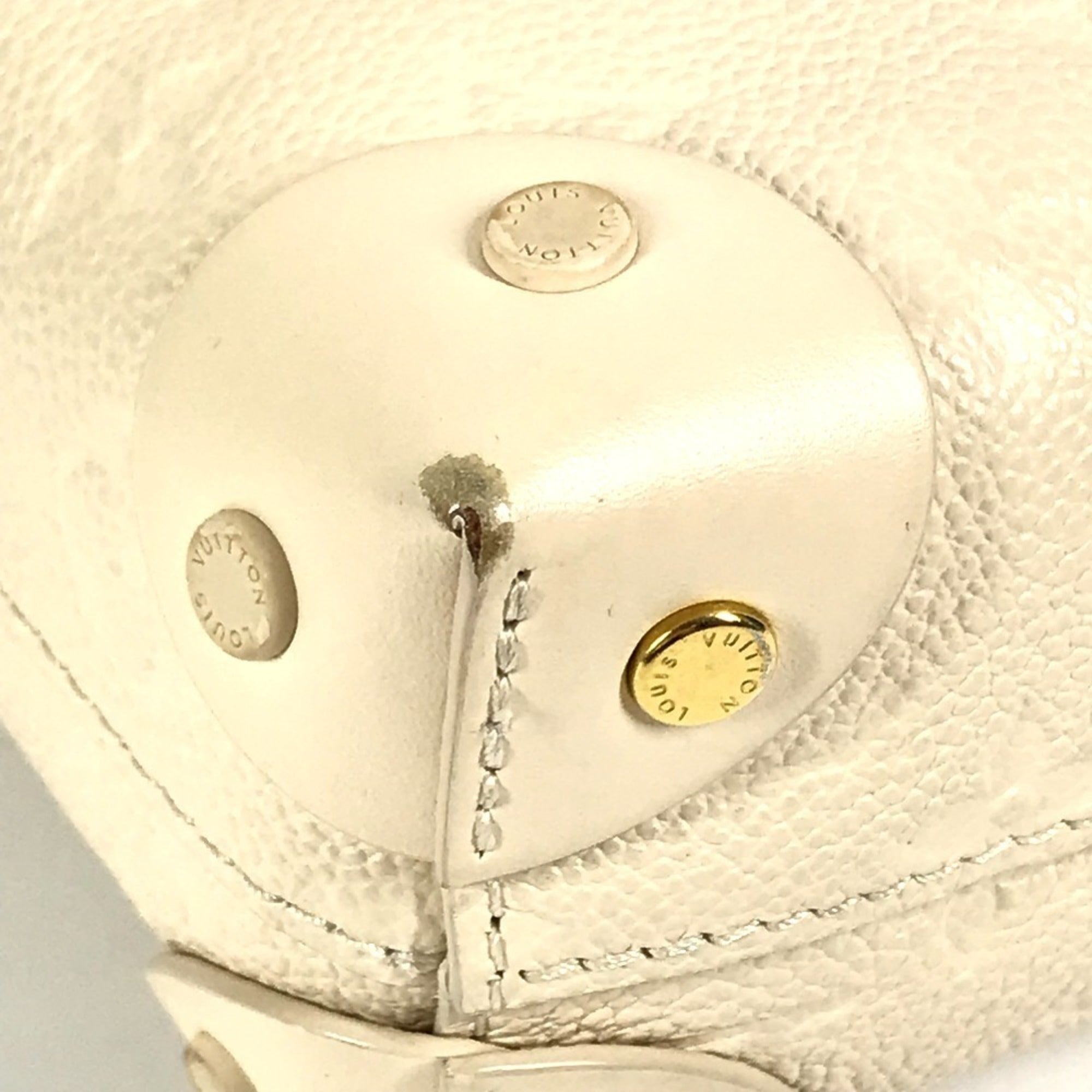 Louis Vuitton White Monogram Empreinte Handbag (Pre-Owned)