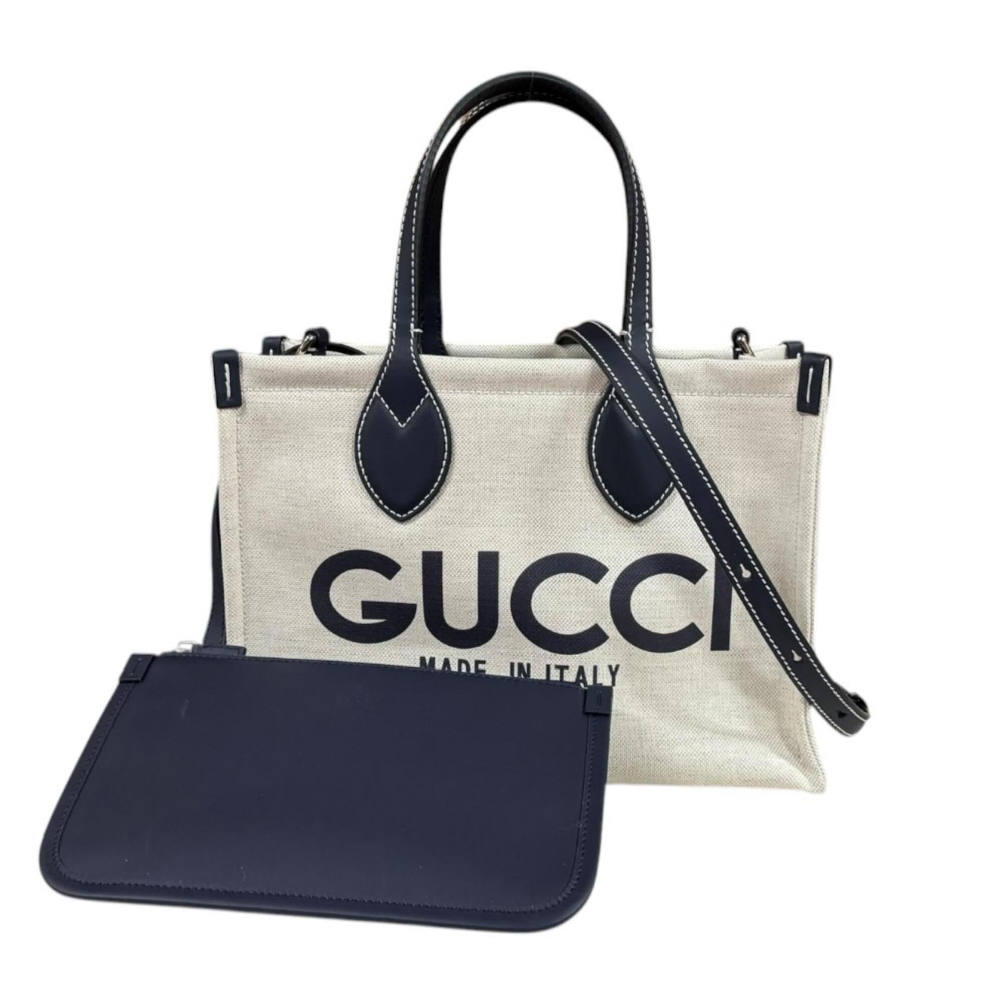 Gucci Beige Navy Canvas Leather Handbag Shoulder Bag (Pre-Owned)
