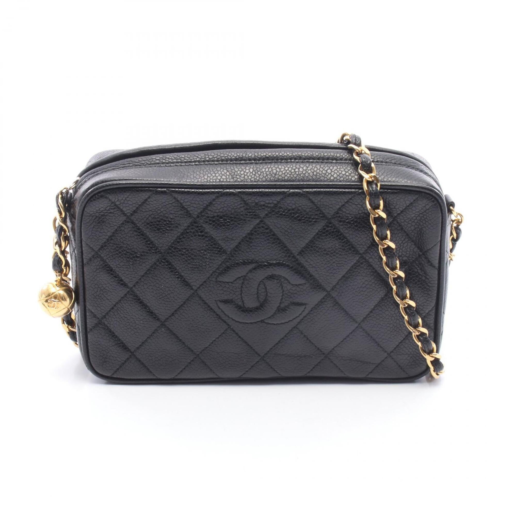 Chanel Black Grained Calfskin Handbag Shoulder Bag (Pre-Owned)