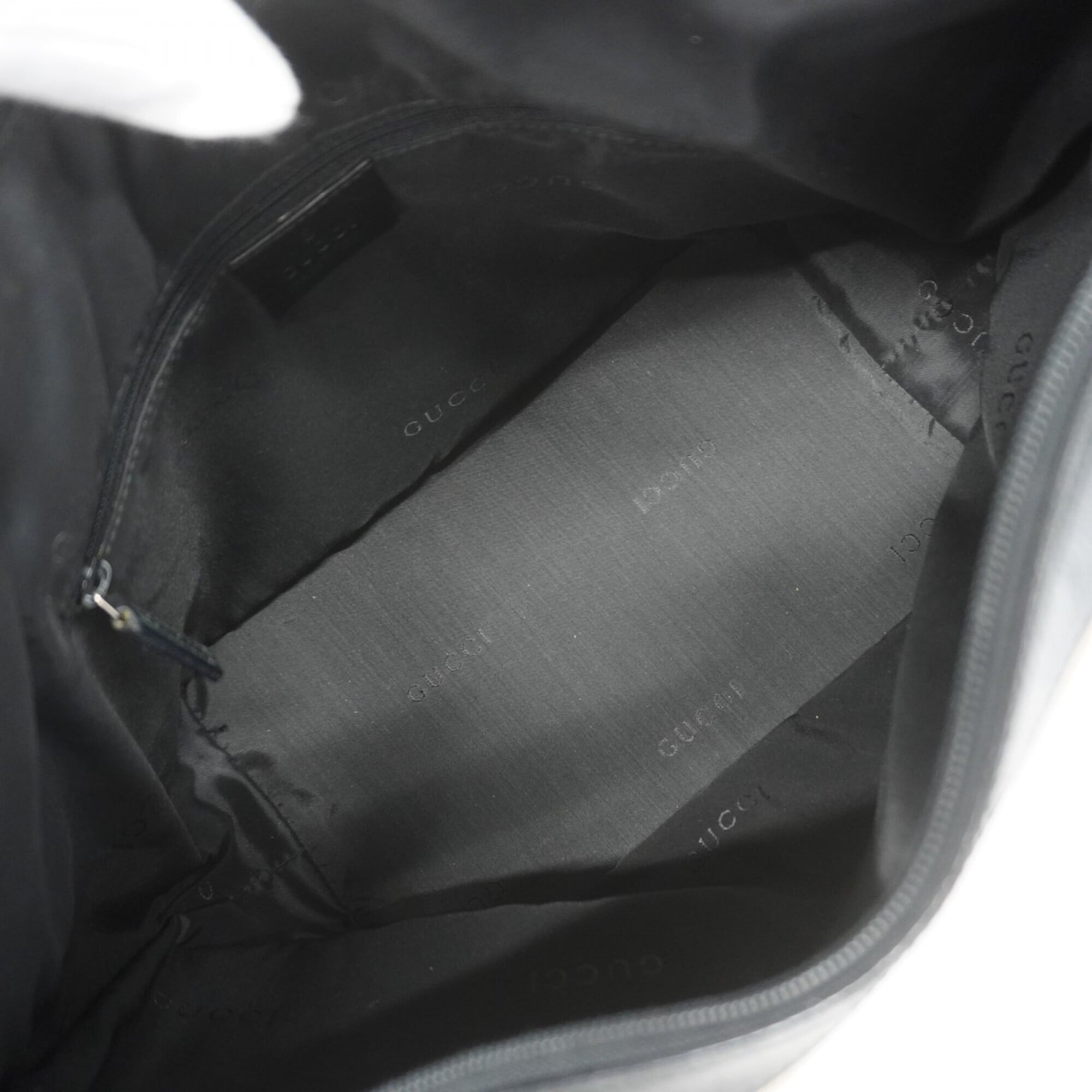 Gucci Black Canvas Handbag (Pre-Owned)