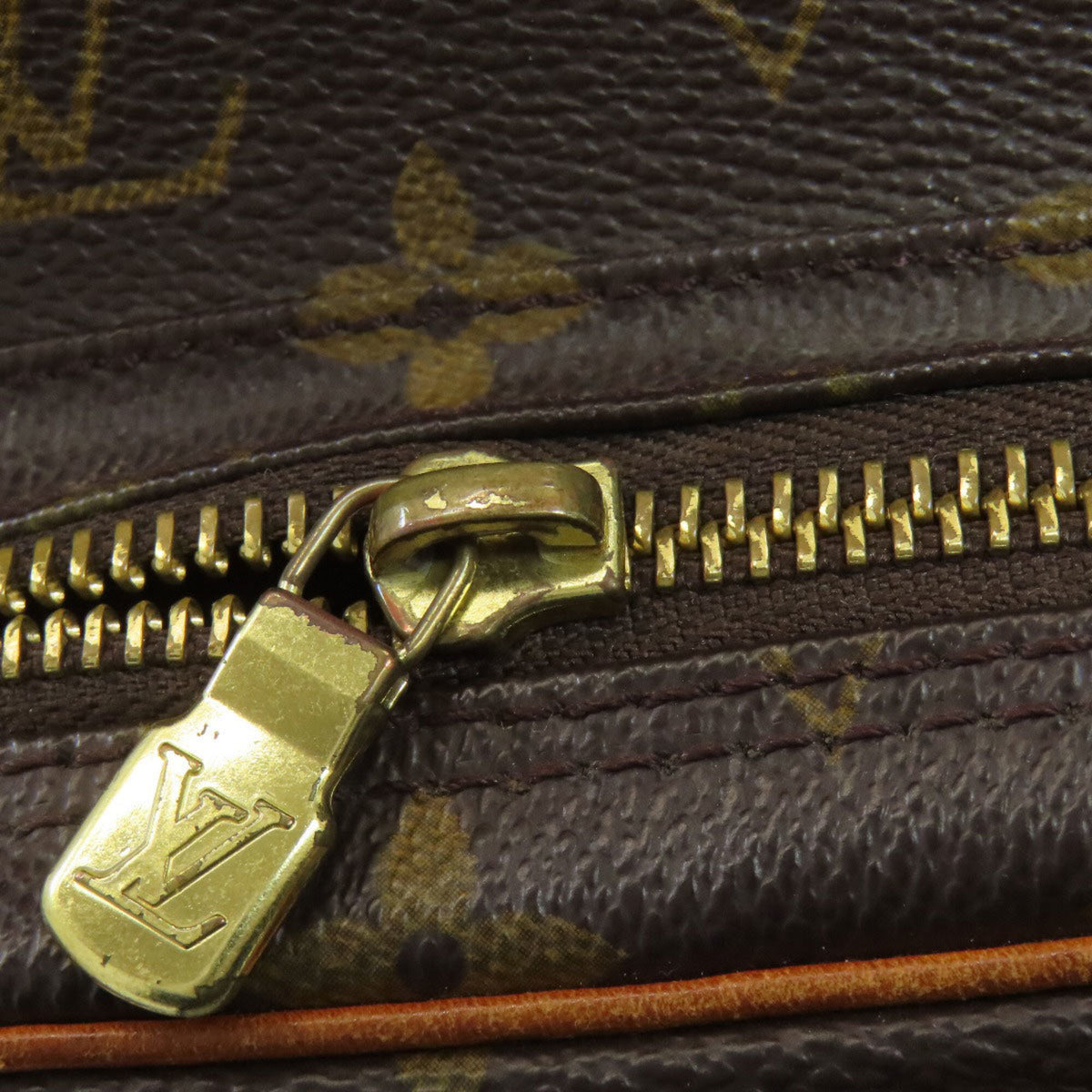Louis Vuitton Brown Monogram Monogram Canvas Shoulder Bag (Pre-Owned)