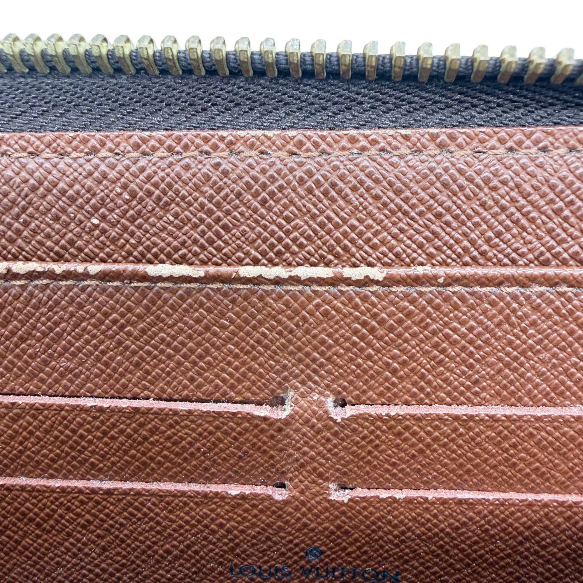 Louis Vuitton Brown Monogram Long Wallet (Bi-Fold) (Pre-Owned)