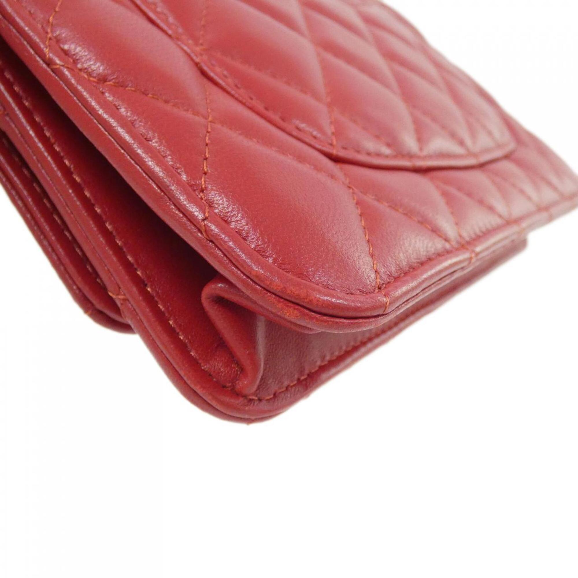 Chanel Red Color Leather Chain/Shoulder Wallet (Pre-Owned)