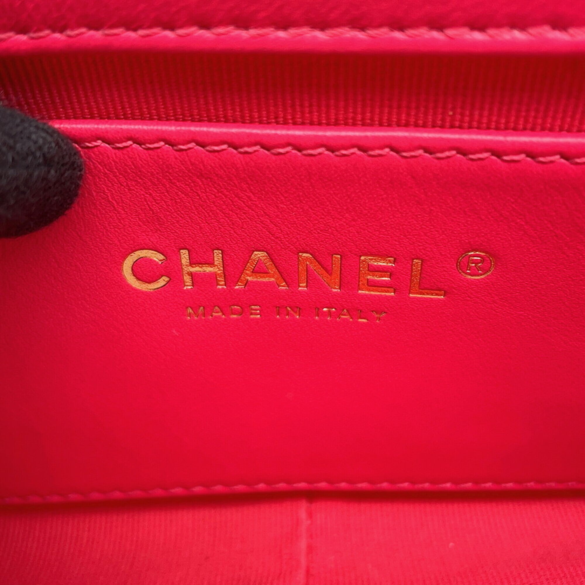 Chanel Matelasse Pink Leather Handbag Shoulder Bag (Pre-Owned)