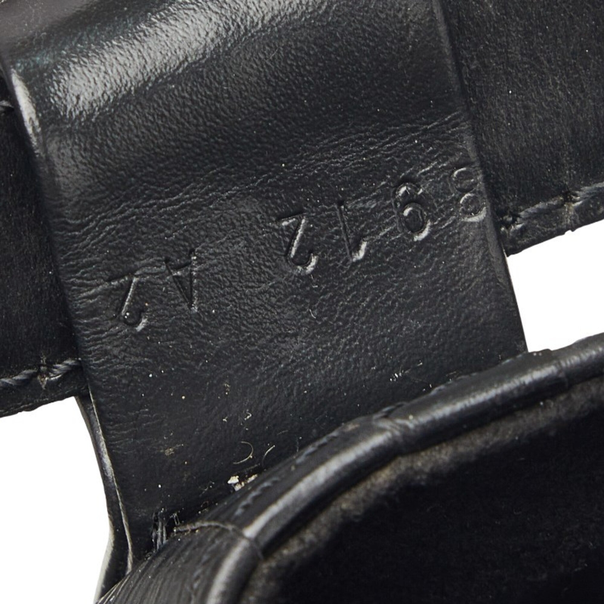 Louis Vuitton Black Noir Leather Shoulder Bag Sling Bag (Pre-Owned)
