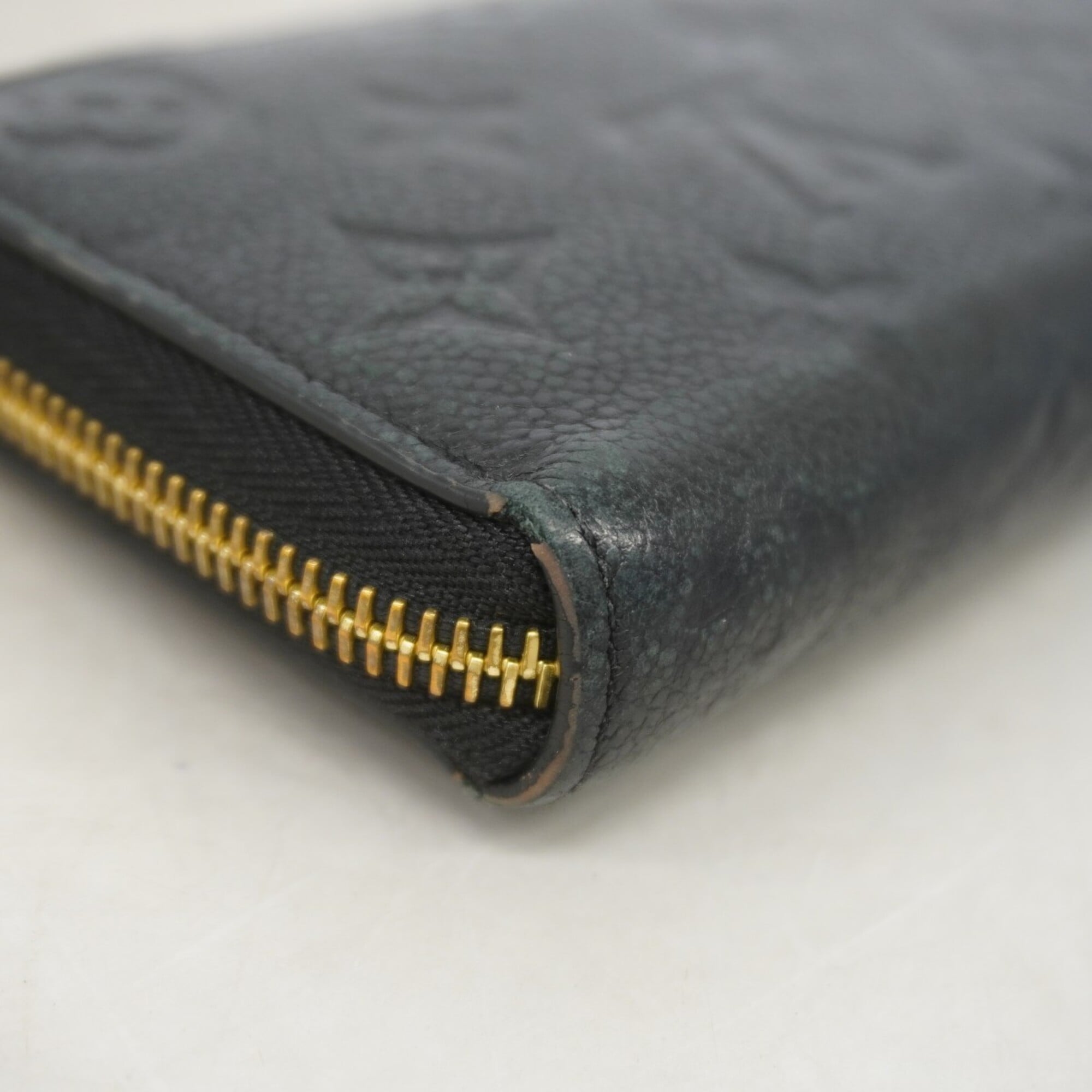 Louis Vuitton Noir Long Wallet (Bi-Fold) (Pre-Owned)