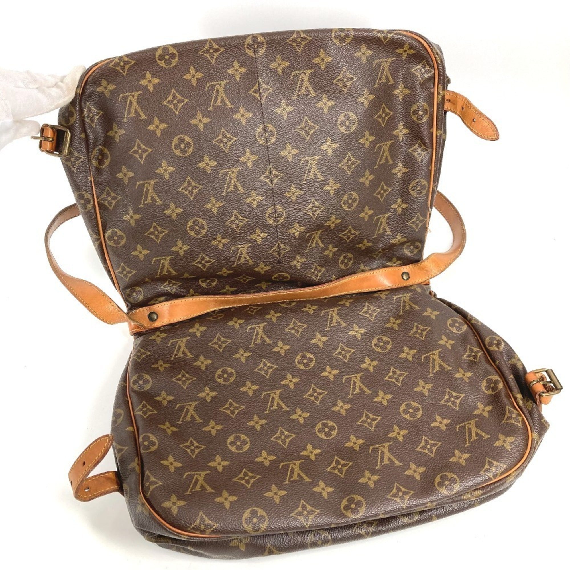 Louis Vuitton Brown Monogram Monogram Shoulder Bag (Pre-Owned)