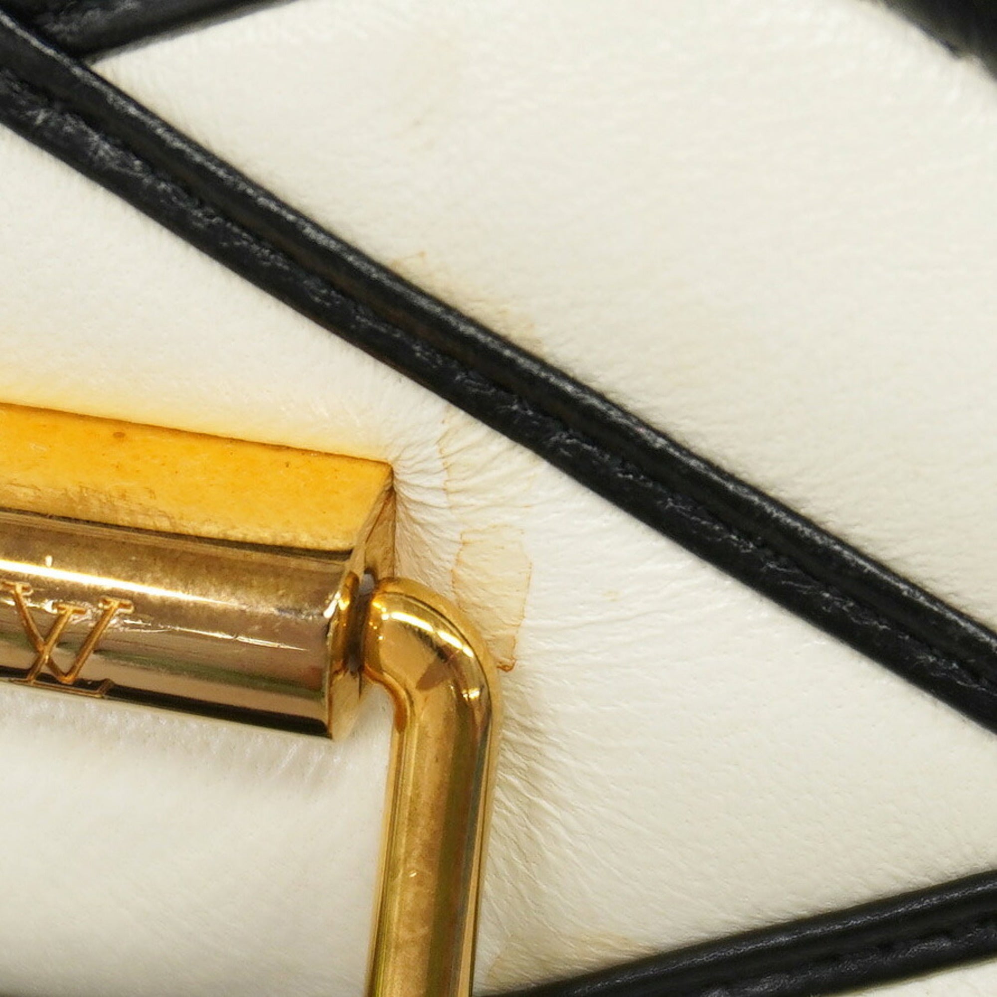 Louis Vuitton Black White Handbag (Pre-Owned)