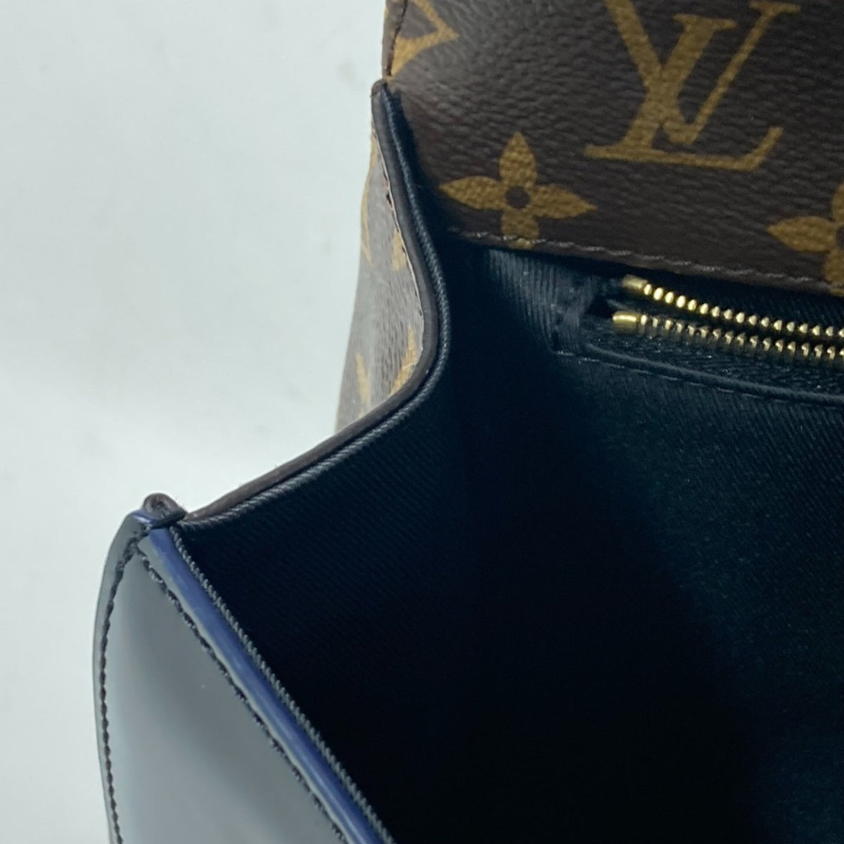 Louis Vuitton Black Brown Patent Leather Monogram Handbag (Pre-Owned)