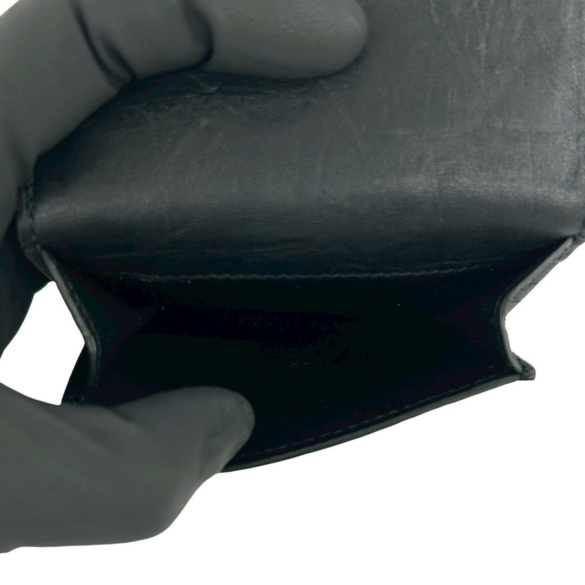 Saint Laurent Black Leather Wallet (Tri-Fold) (Pre-Owned)