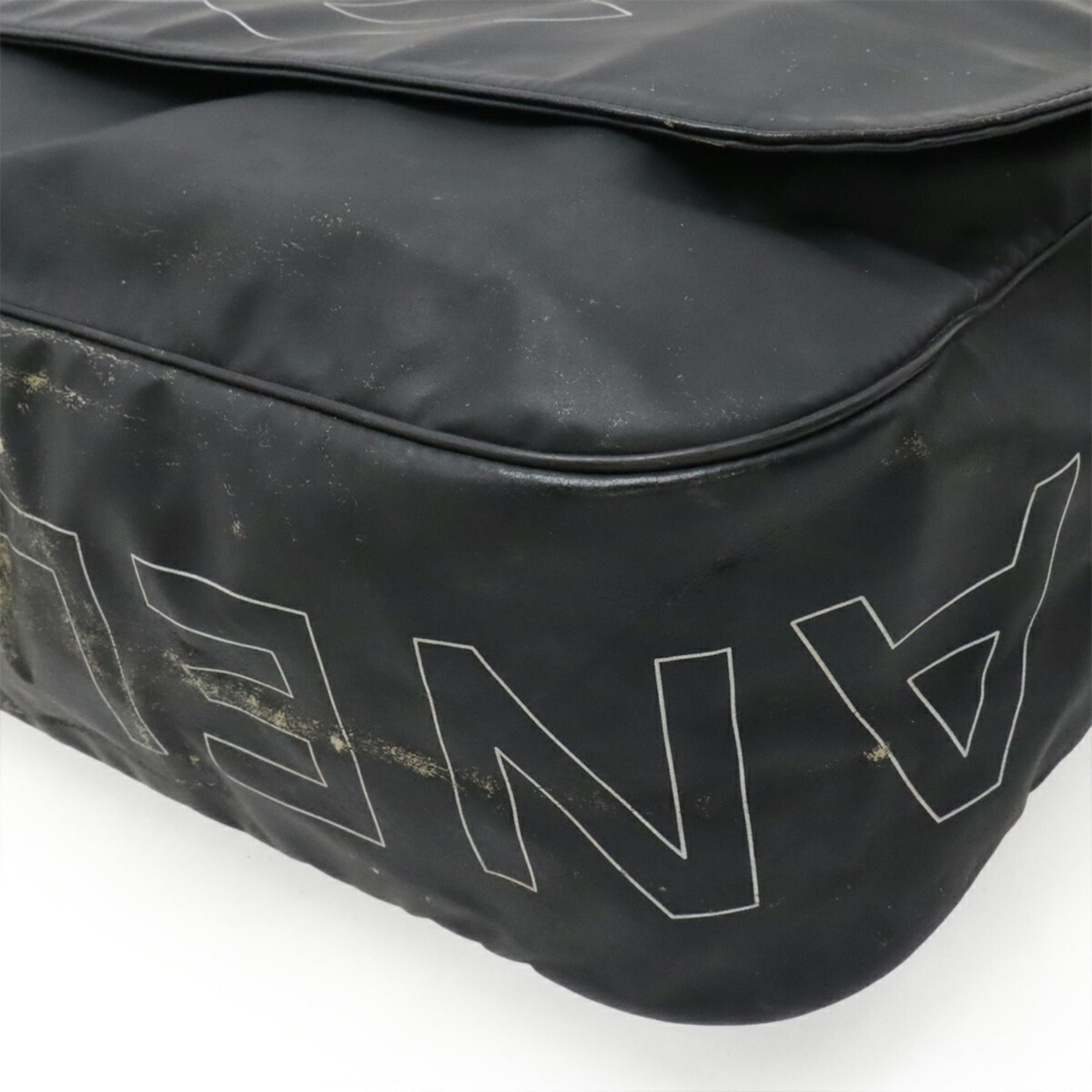 Chanel Black Rubber Messenger Bag Shoulder Bag (Pre-Owned)