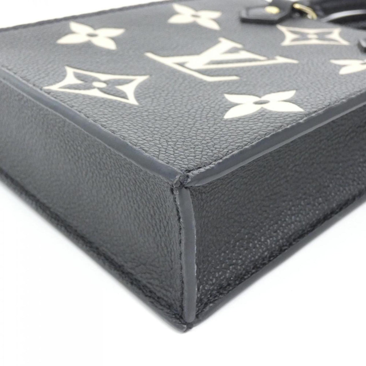Louis Vuitton Beige Black Leather Shoulder Bag (Pre-Owned)