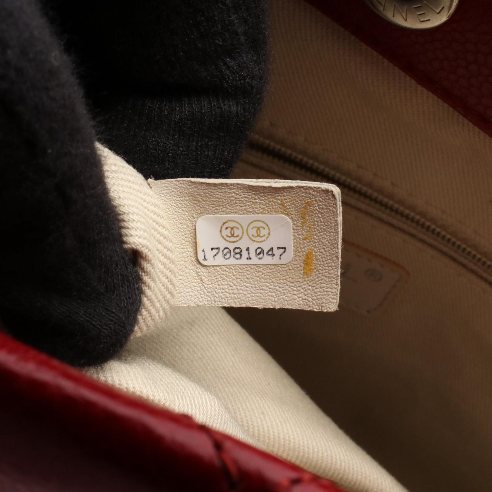 Chanel Red Color Leather Tote Bag (Pre-Owned)