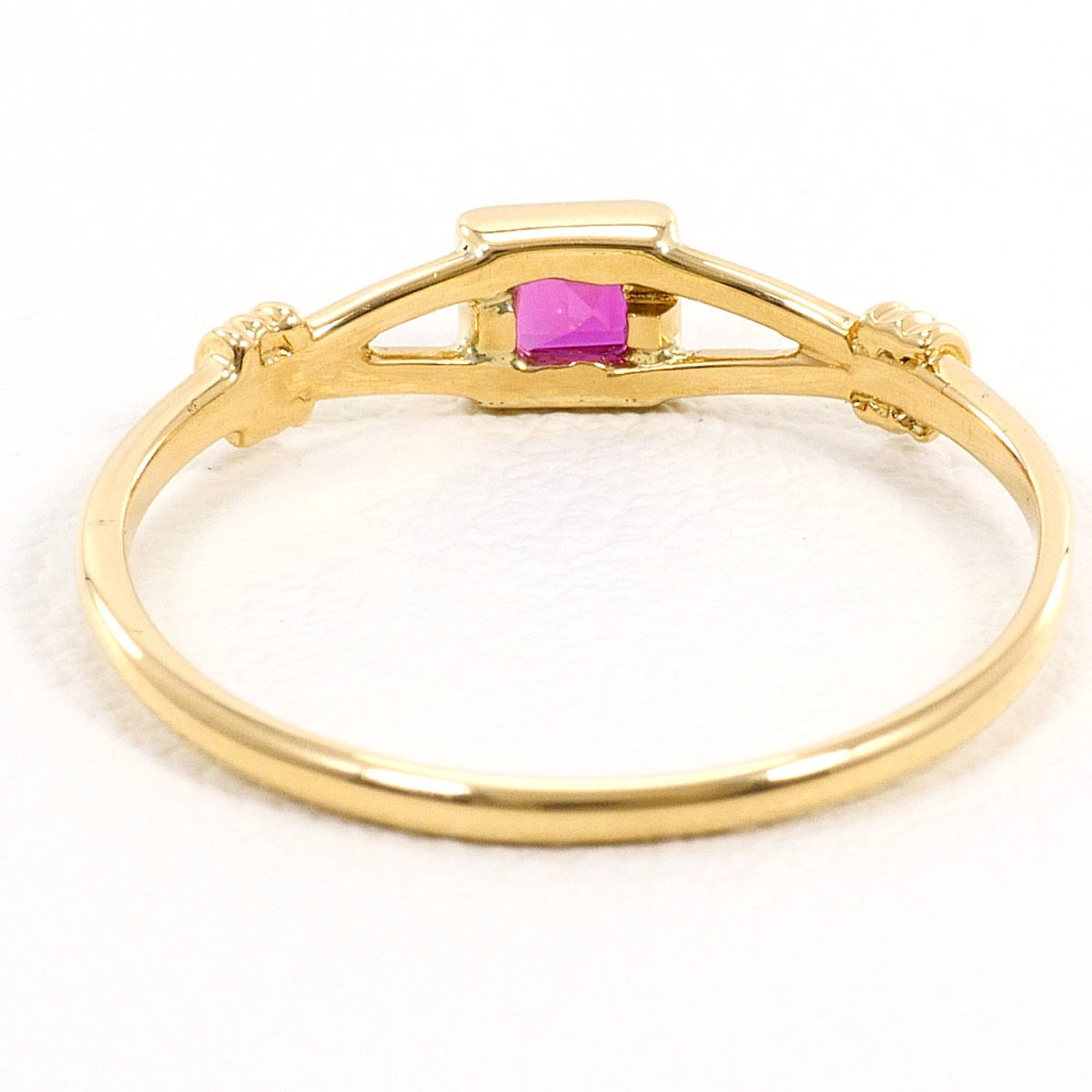 Unbranded Yellow Gold Yellow Gold (18K) Band Ring (Pre-Owned)