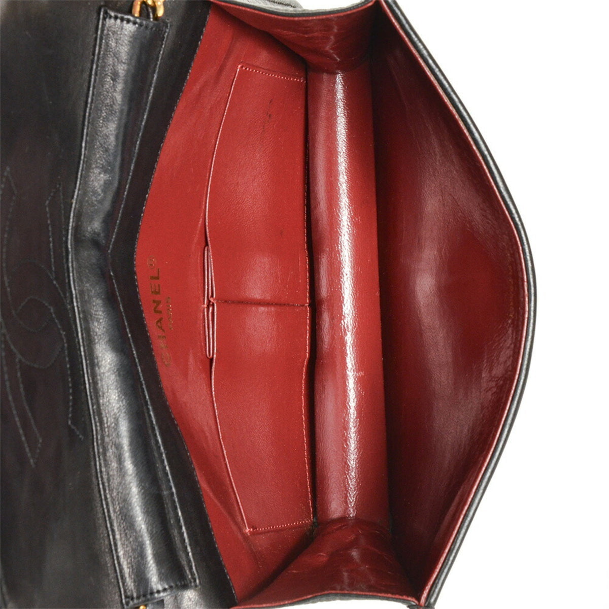 Chanel Black Leather Shoulder Bag (Pre-Owned)