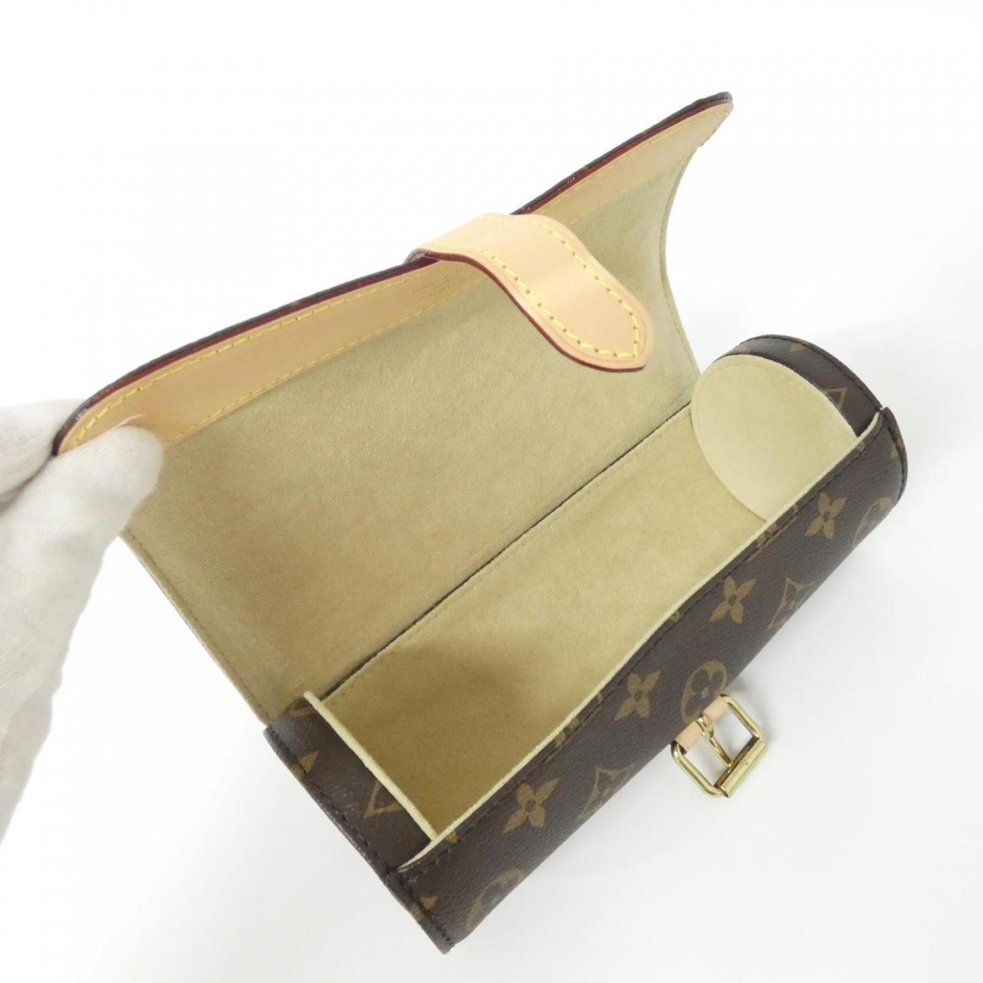 Louis Vuitton Brown Coated Canvas Pouch (Pre-Owned)