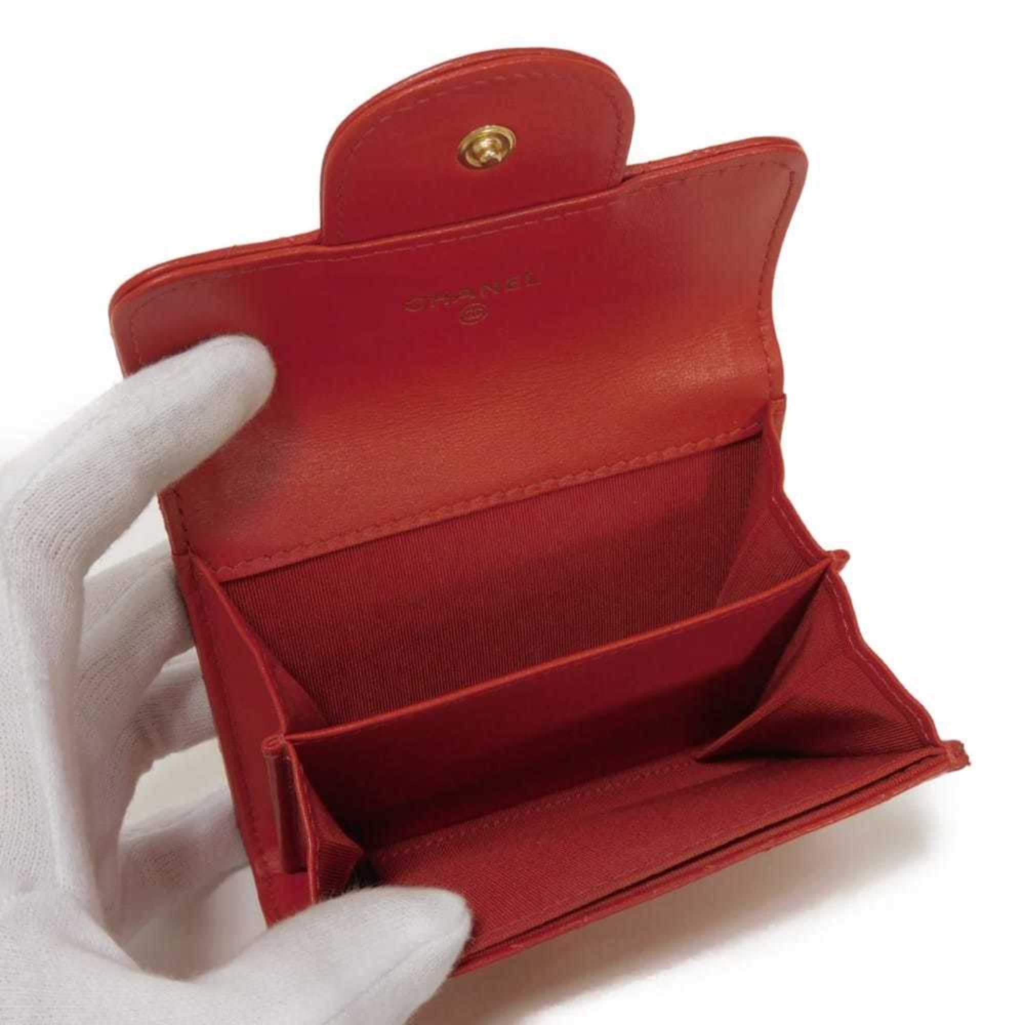 Chanel Red Color Leather Wallet (Bi-Fold) (Pre-Owned)