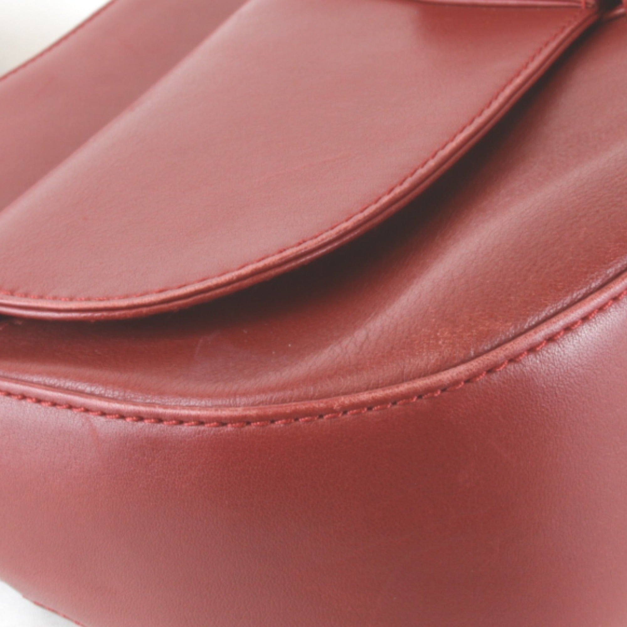 Loewe Red Color Leather Shoulder Bag (Pre-Owned)