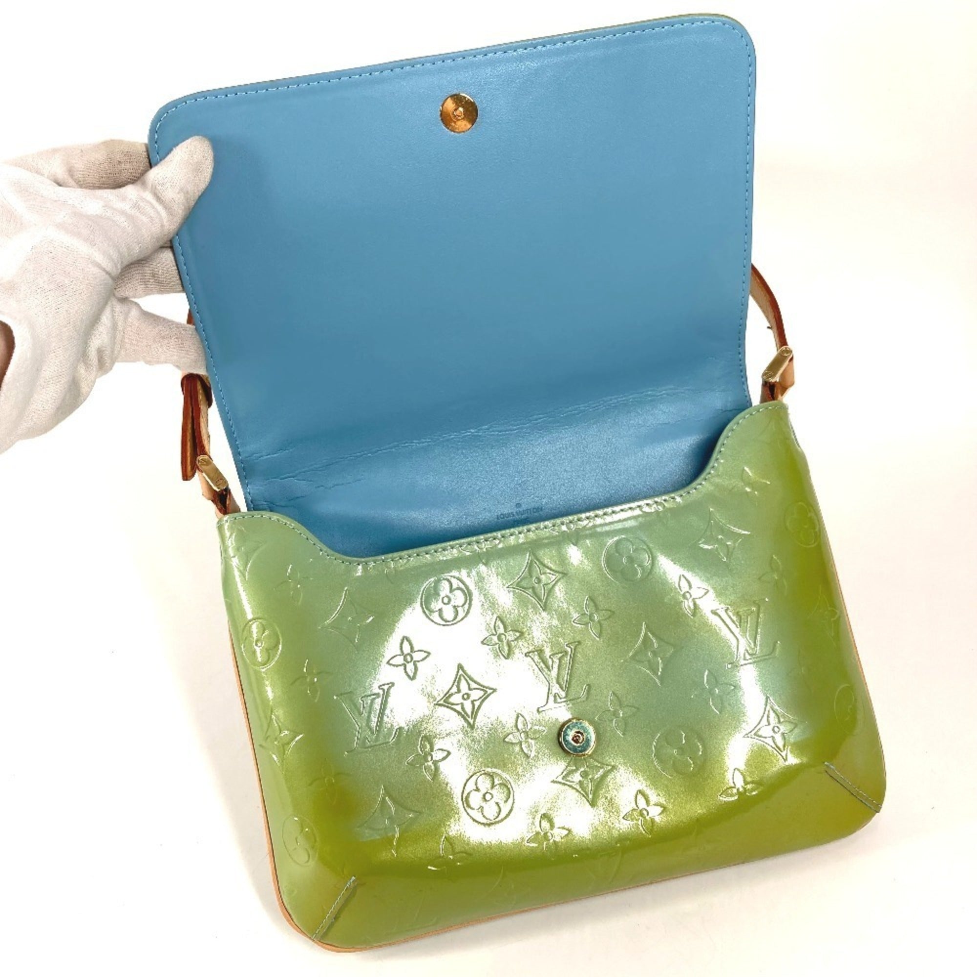 Louis Vuitton Monogram Vernis Baby Blue Monogram Vernis Shoulder Bag (Pre-Owned)