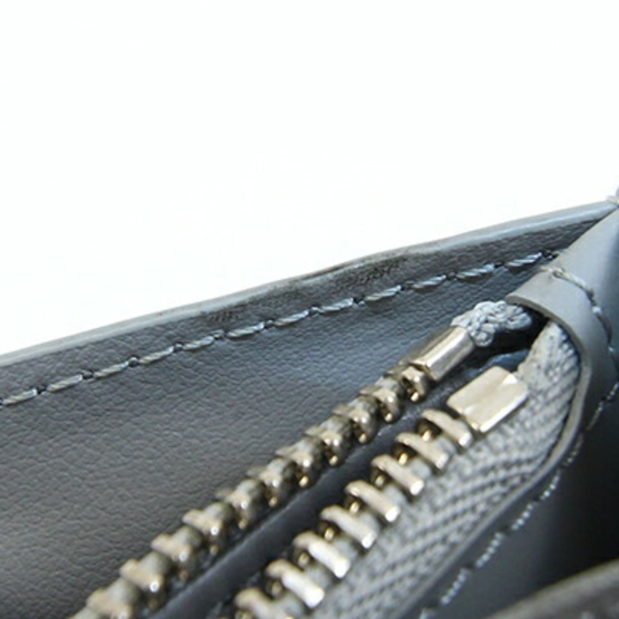 Louis Vuitton Long Wallet (Bi-Fold) (Pre-Owned)