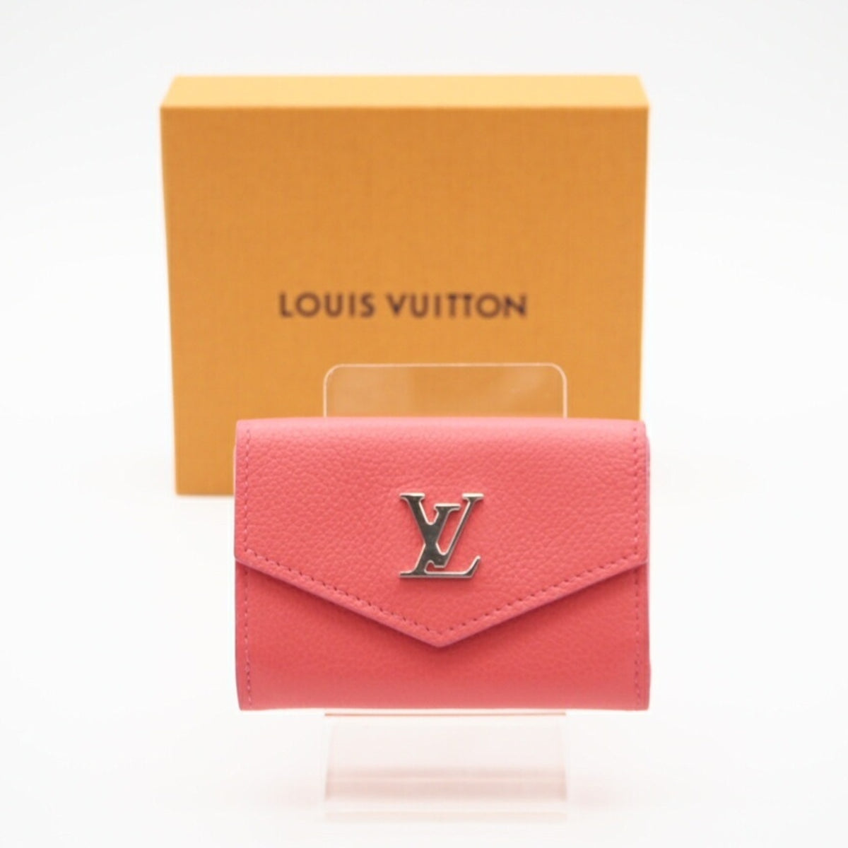 Louis Vuitton Pink Leather Wallet (Tri-Fold) (Pre-Owned)