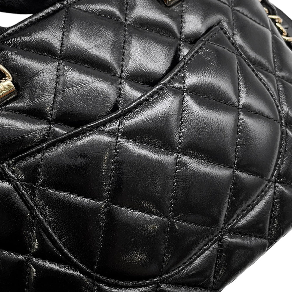 Chanel Black Champagne Gold Leather Handbag Shopping Bag Shoulder Bag (Pre-Owned)