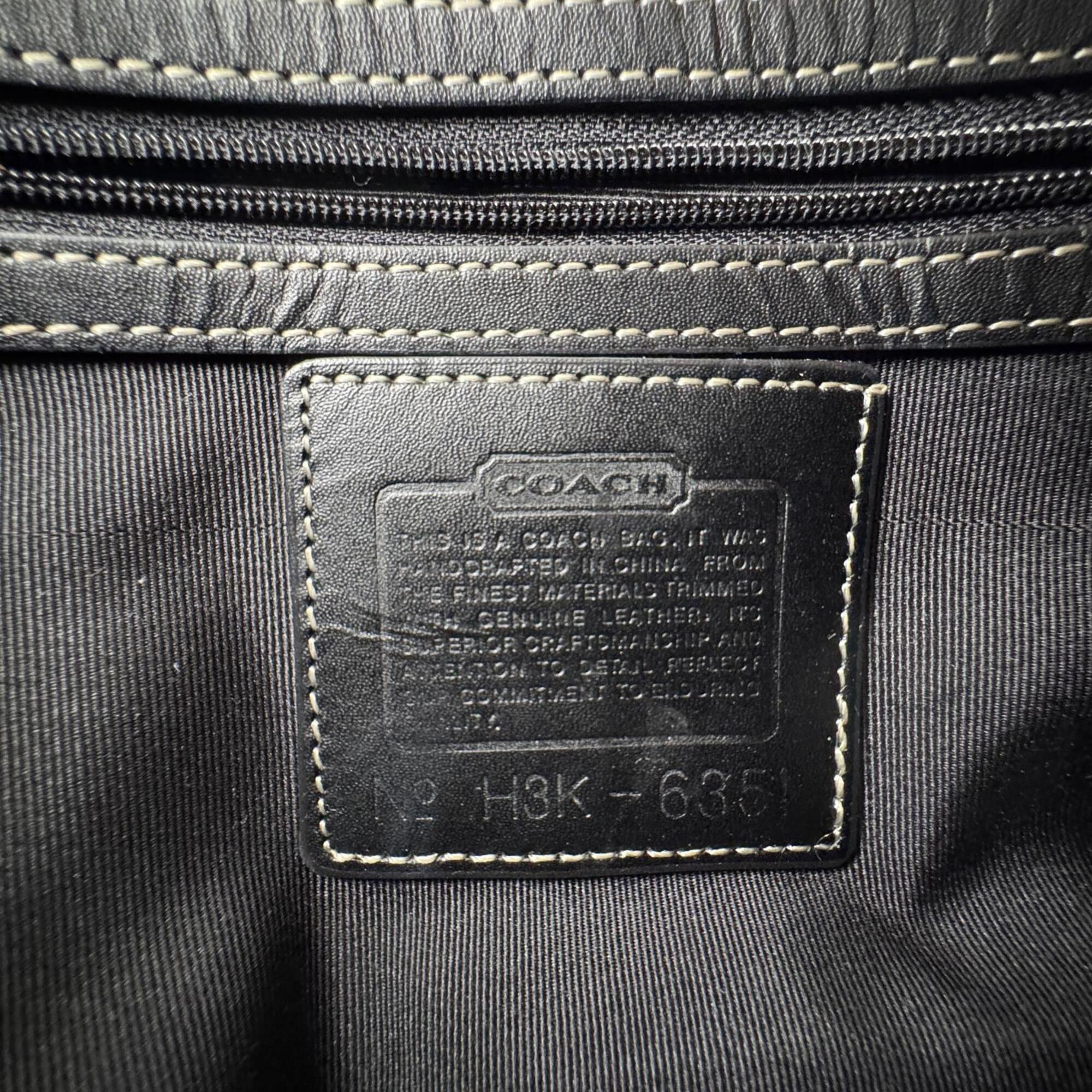 Coach Black Canvas Handbag Shoulder Bag (Pre-Owned)