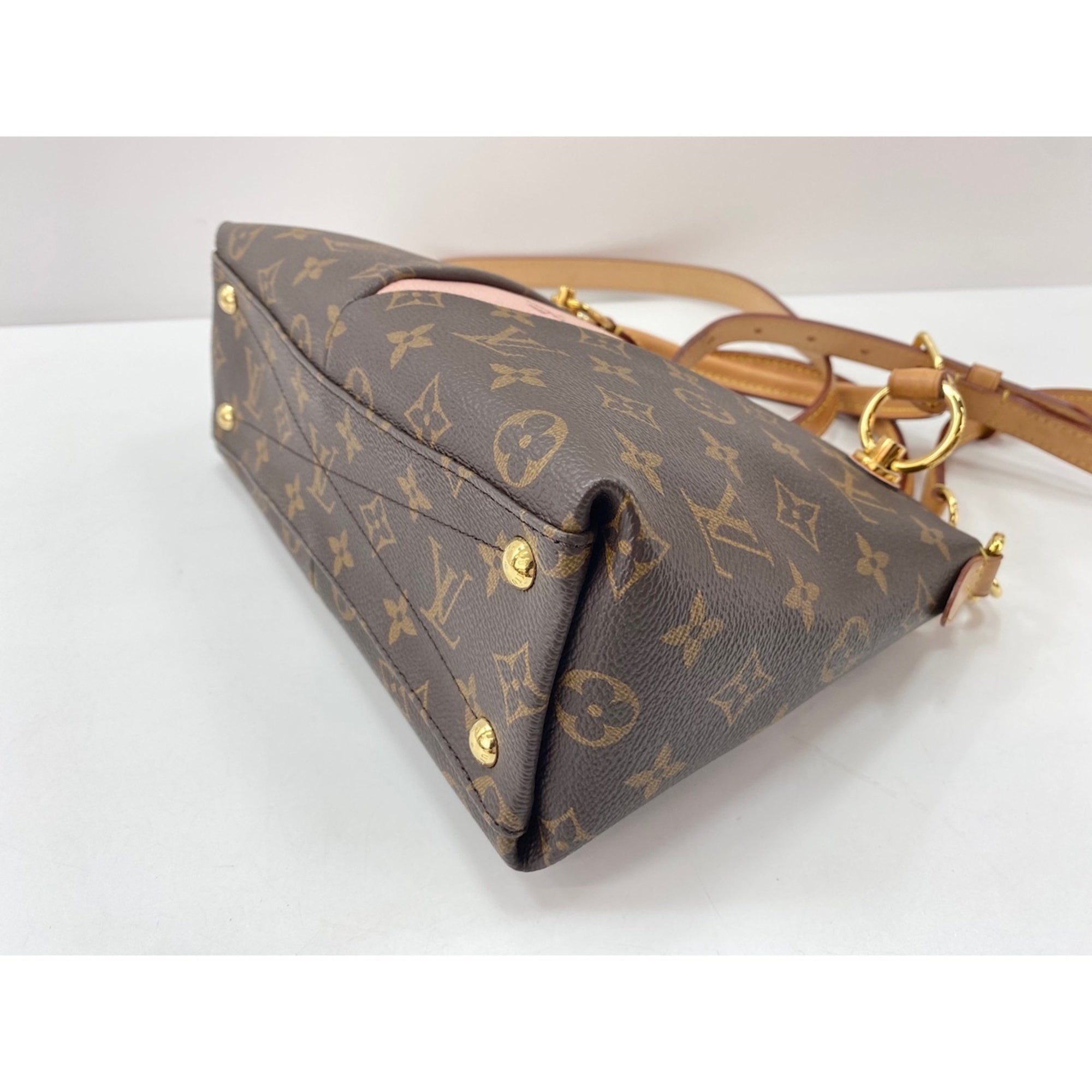 Louis Vuitton Monogram Brown Shoulder Bag (Pre-Owned)