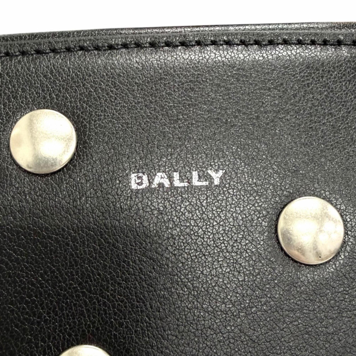 Bally Black Leather Handbag Shoulder Bag (Pre-Owned)