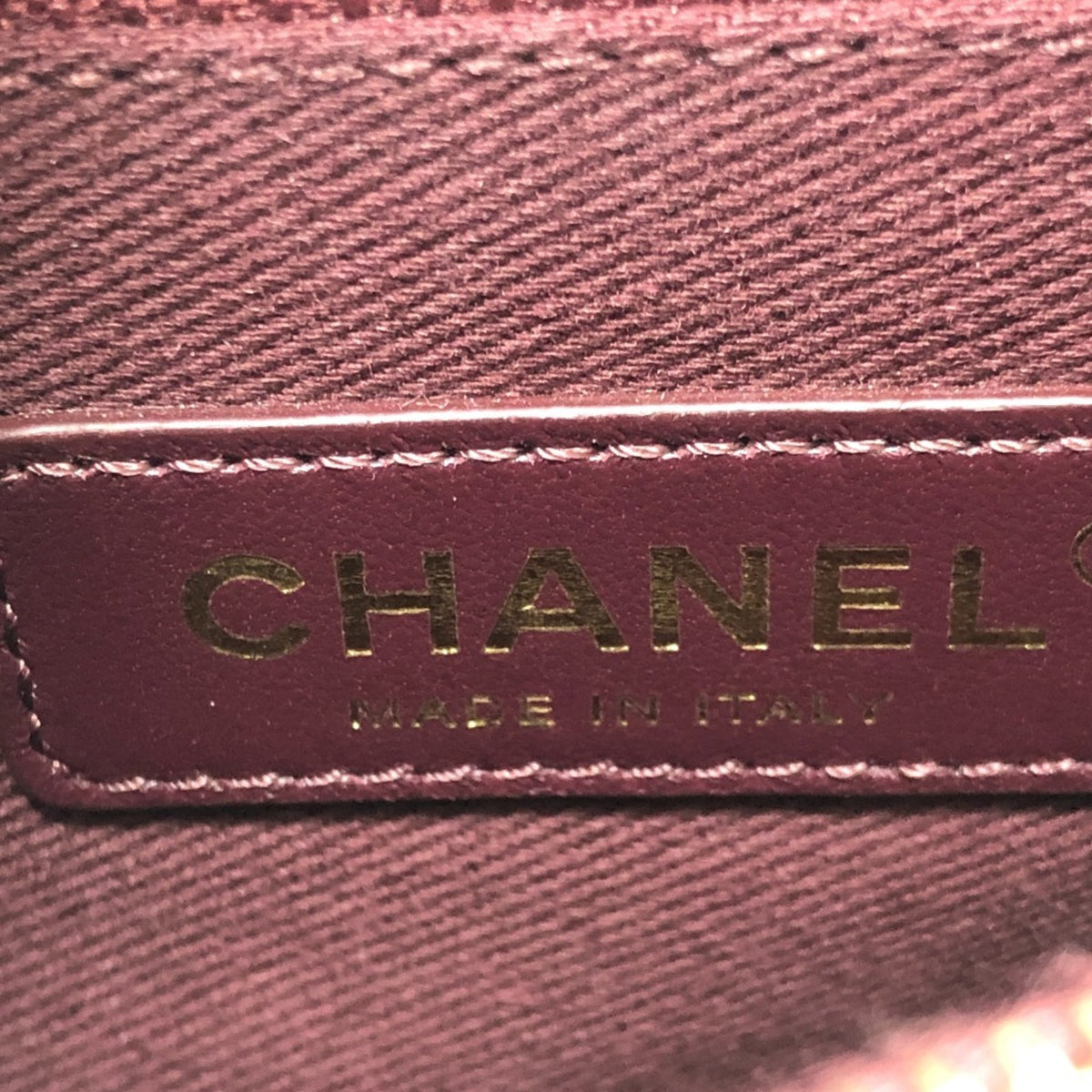 Chanel Matelasse Black Grained Calfskin Handbag Shoulder Bag (Pre-Owned)