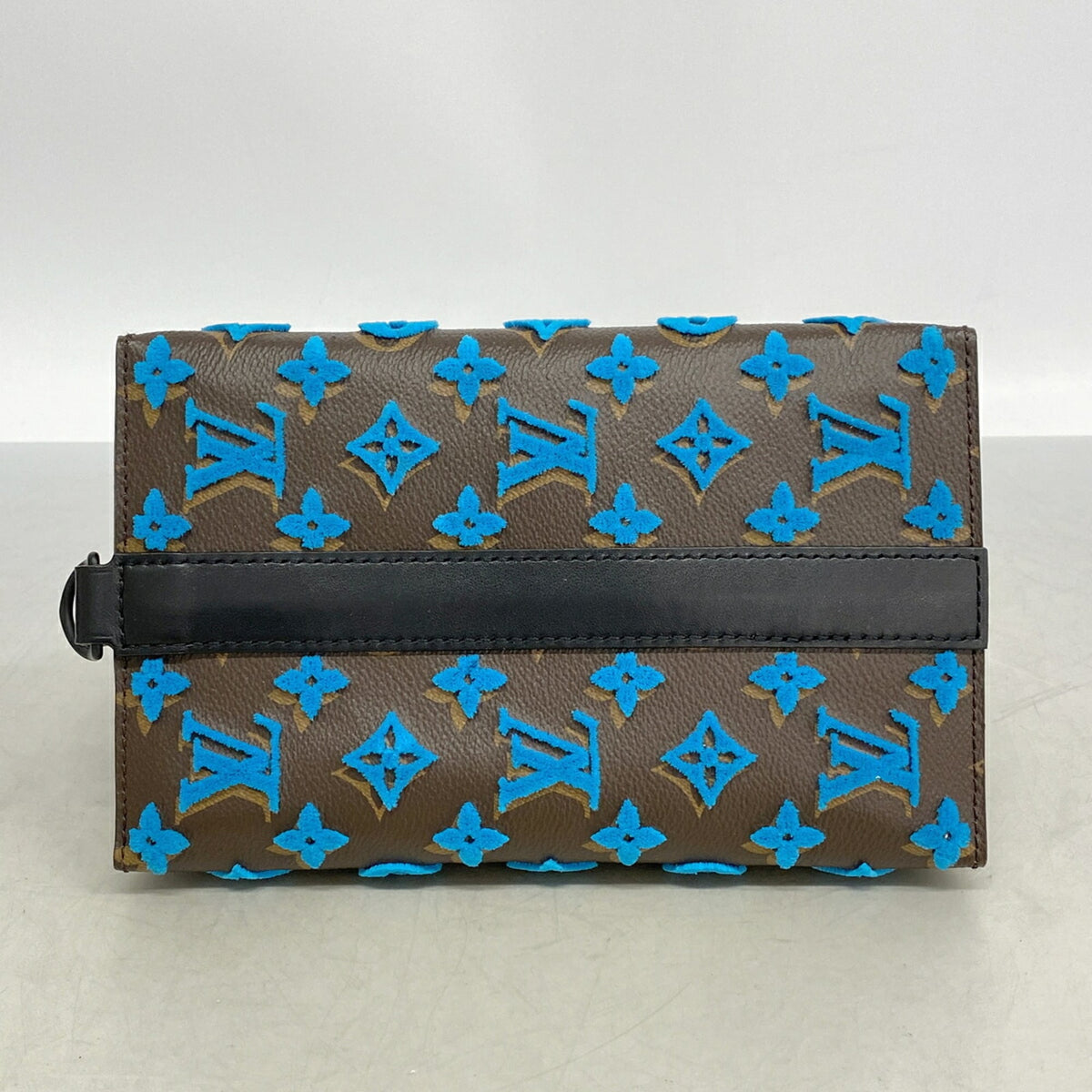 Louis Vuitton Brown Shoulder Bag (Pre-Owned)