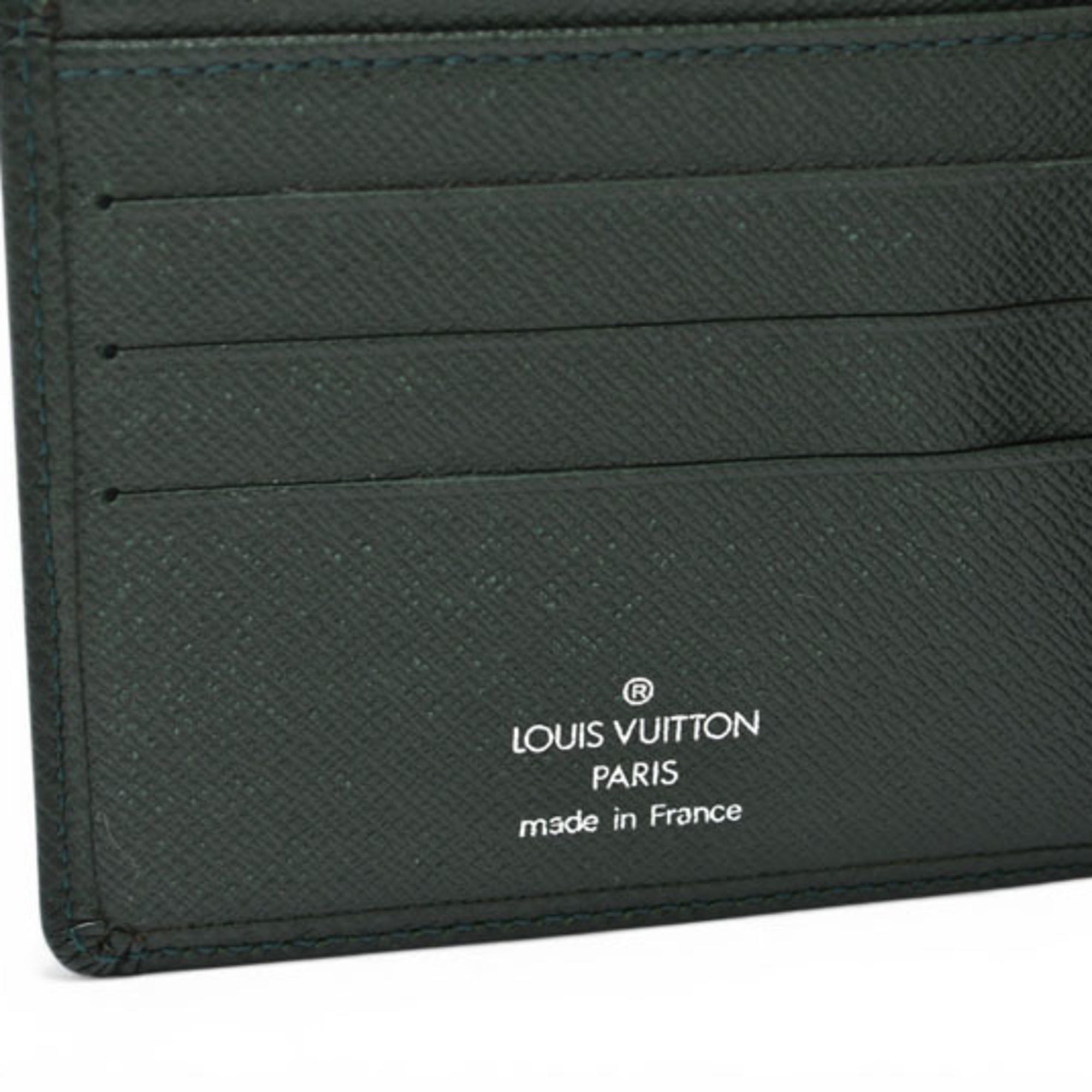 Louis Vuitton Taiga Episea Leather Wallet (Bi-Fold) (Pre-Owned)