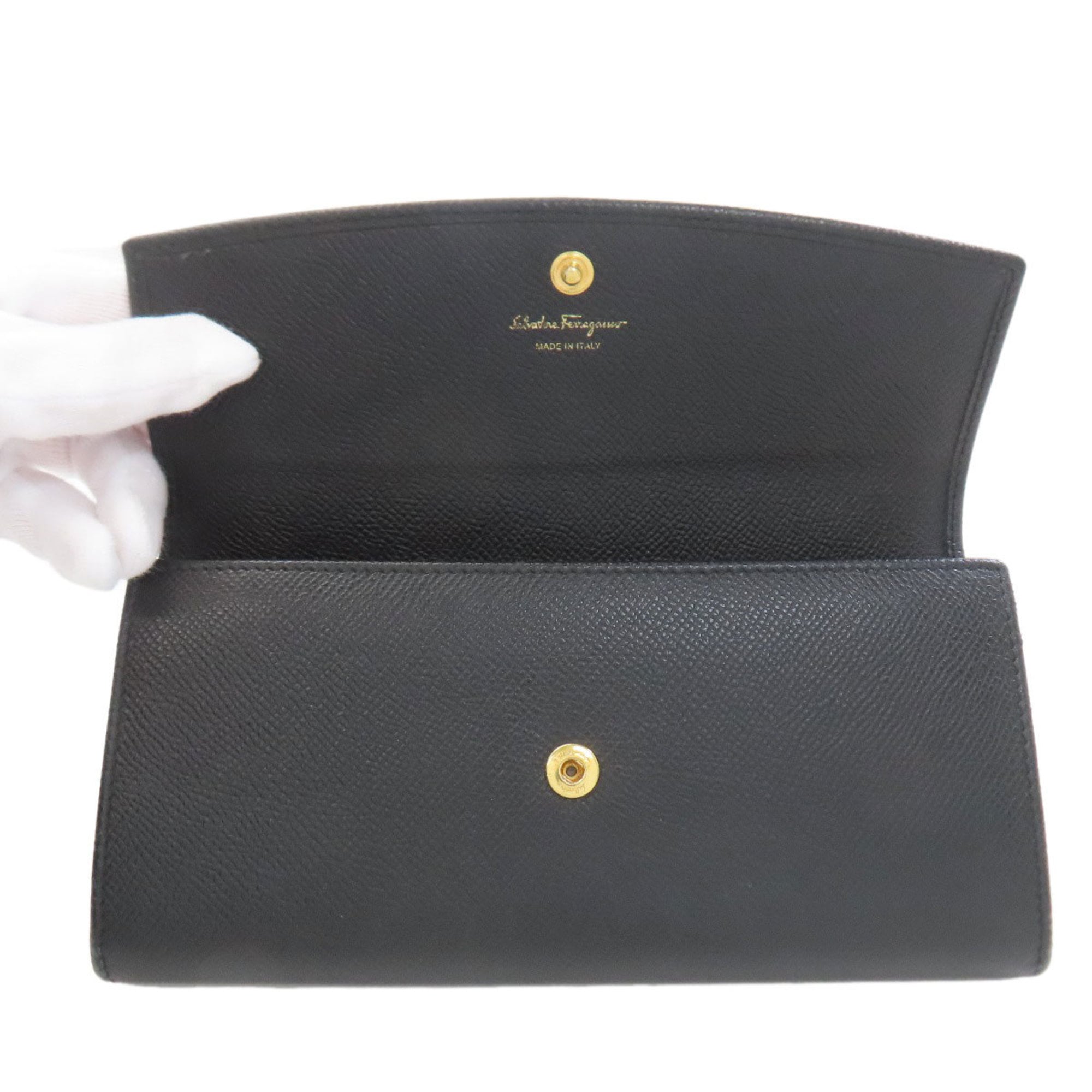 Salvatore Ferragamo Black Leather Long Wallet (Bi-Fold) (Pre-Owned)