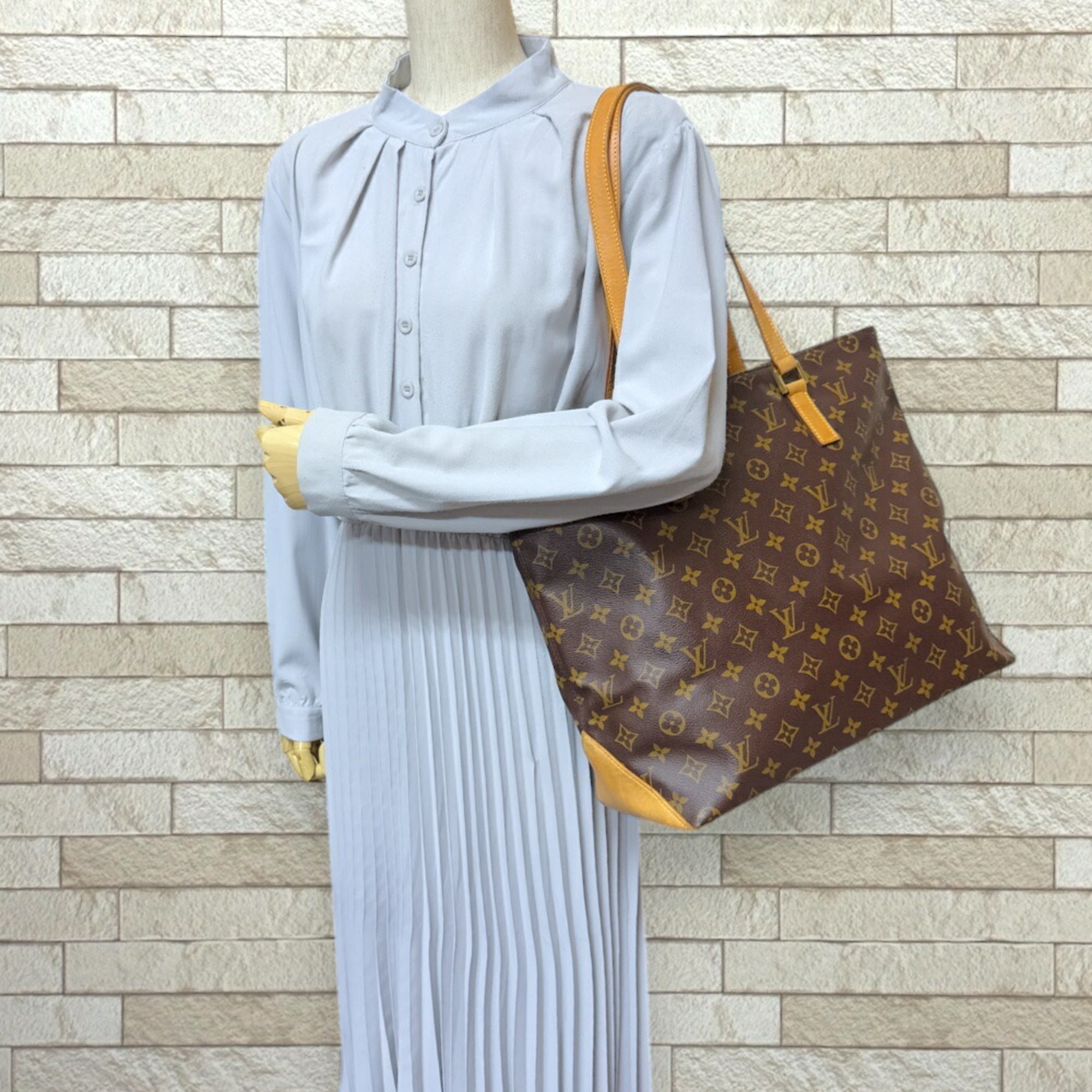 Louis Vuitton Brown Monogram Monogram Tote Bag (Pre-Owned)