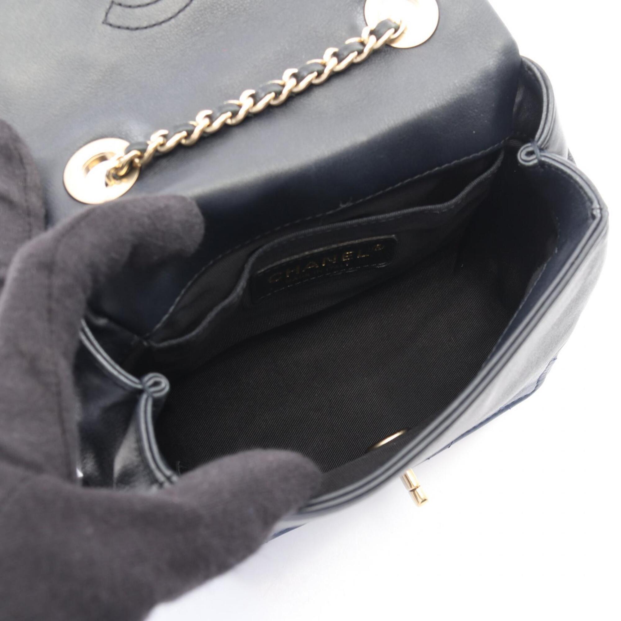 Chanel Blue Navy Leather Handbag Shoulder Bag (Pre-Owned)